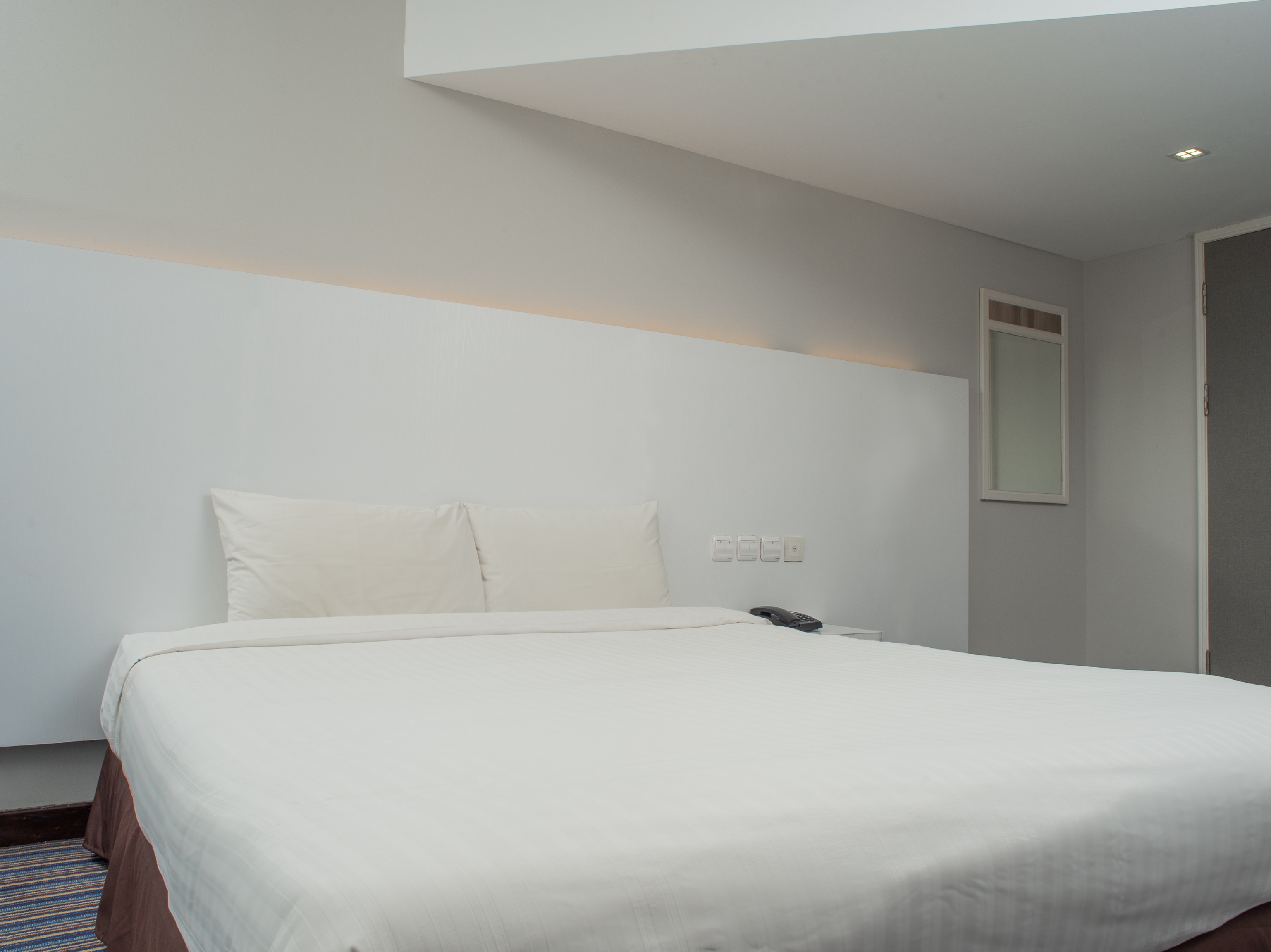 Double Deluxe King Bed