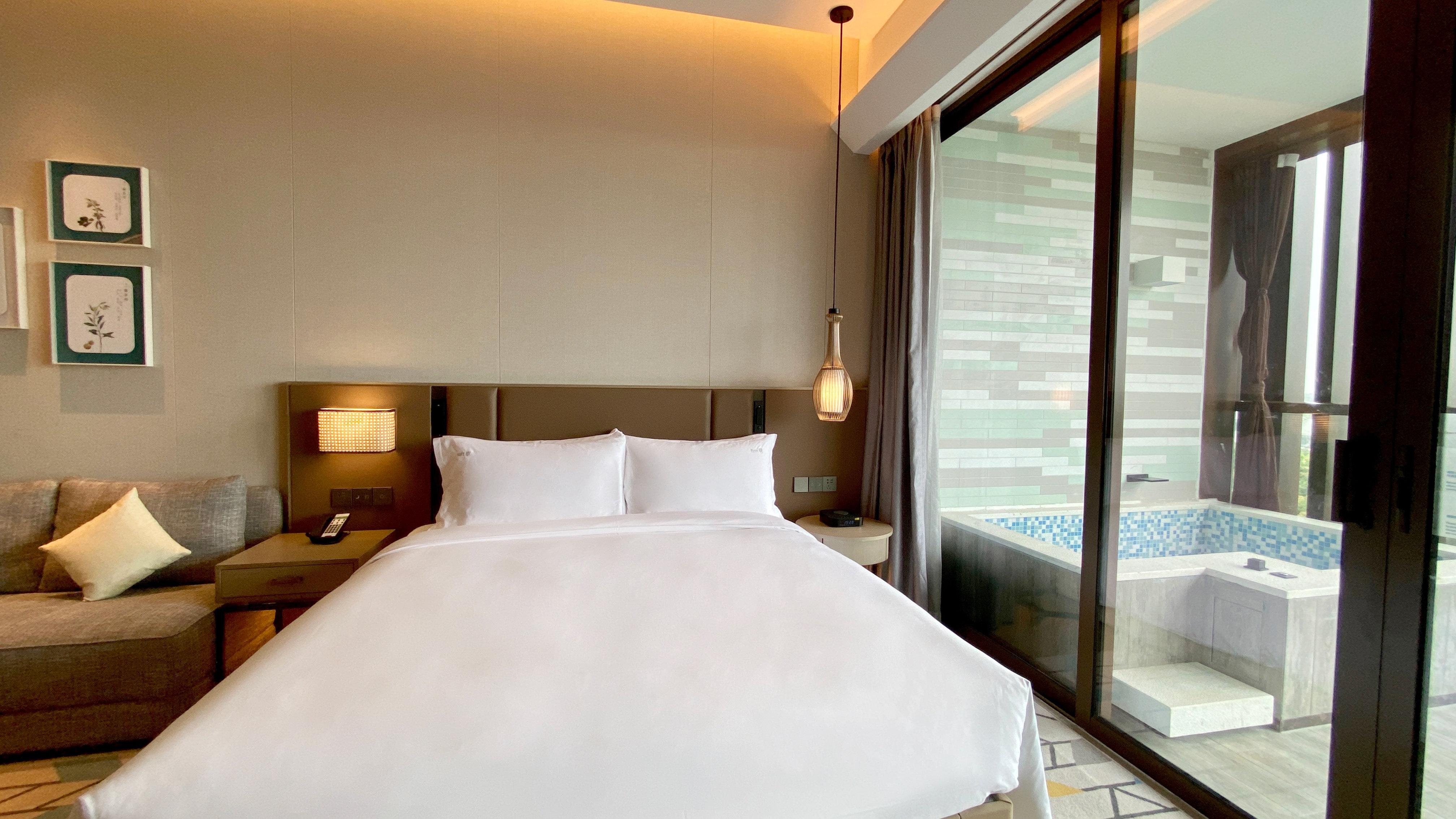 Double City View King Bed