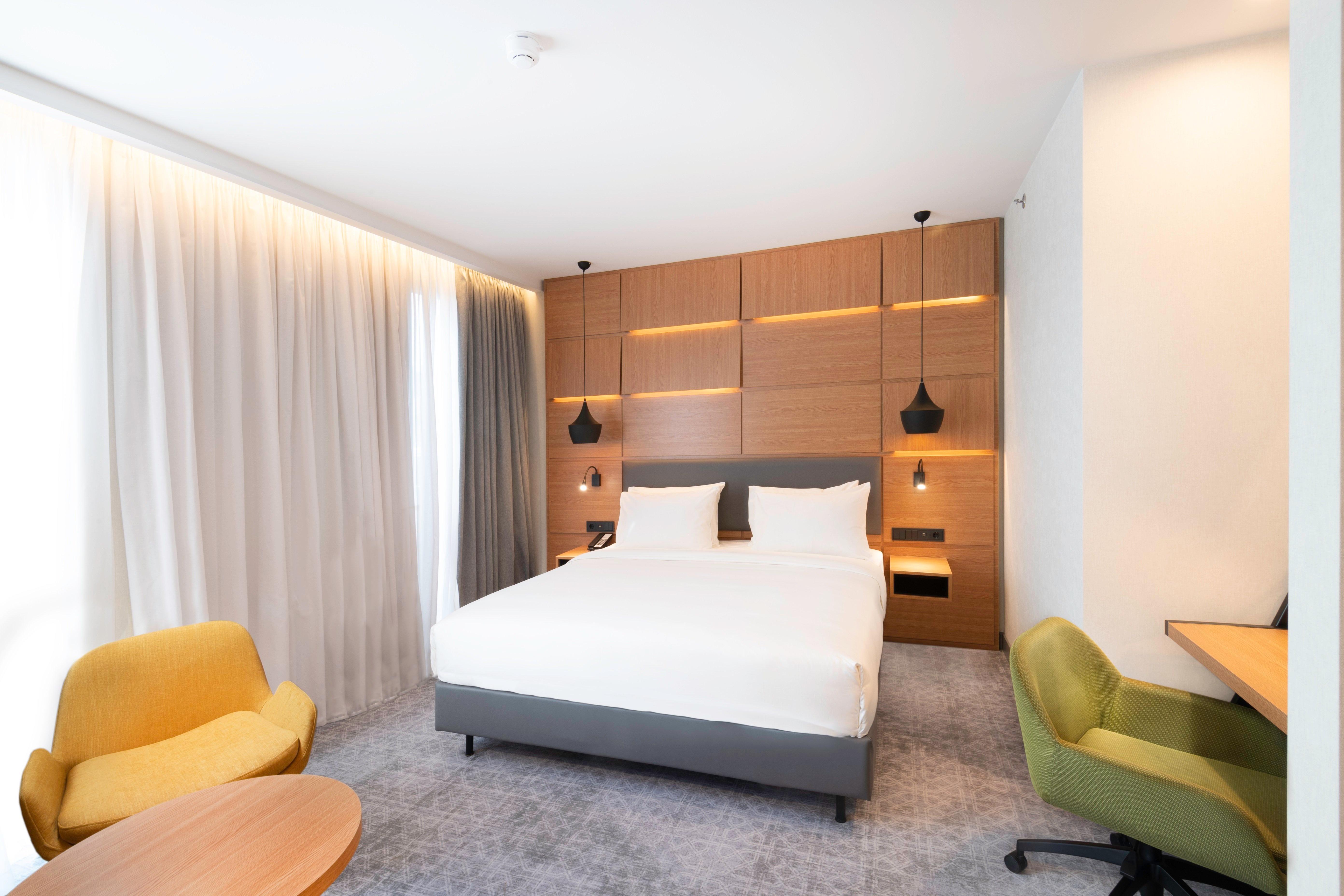 Double Executive King Bed