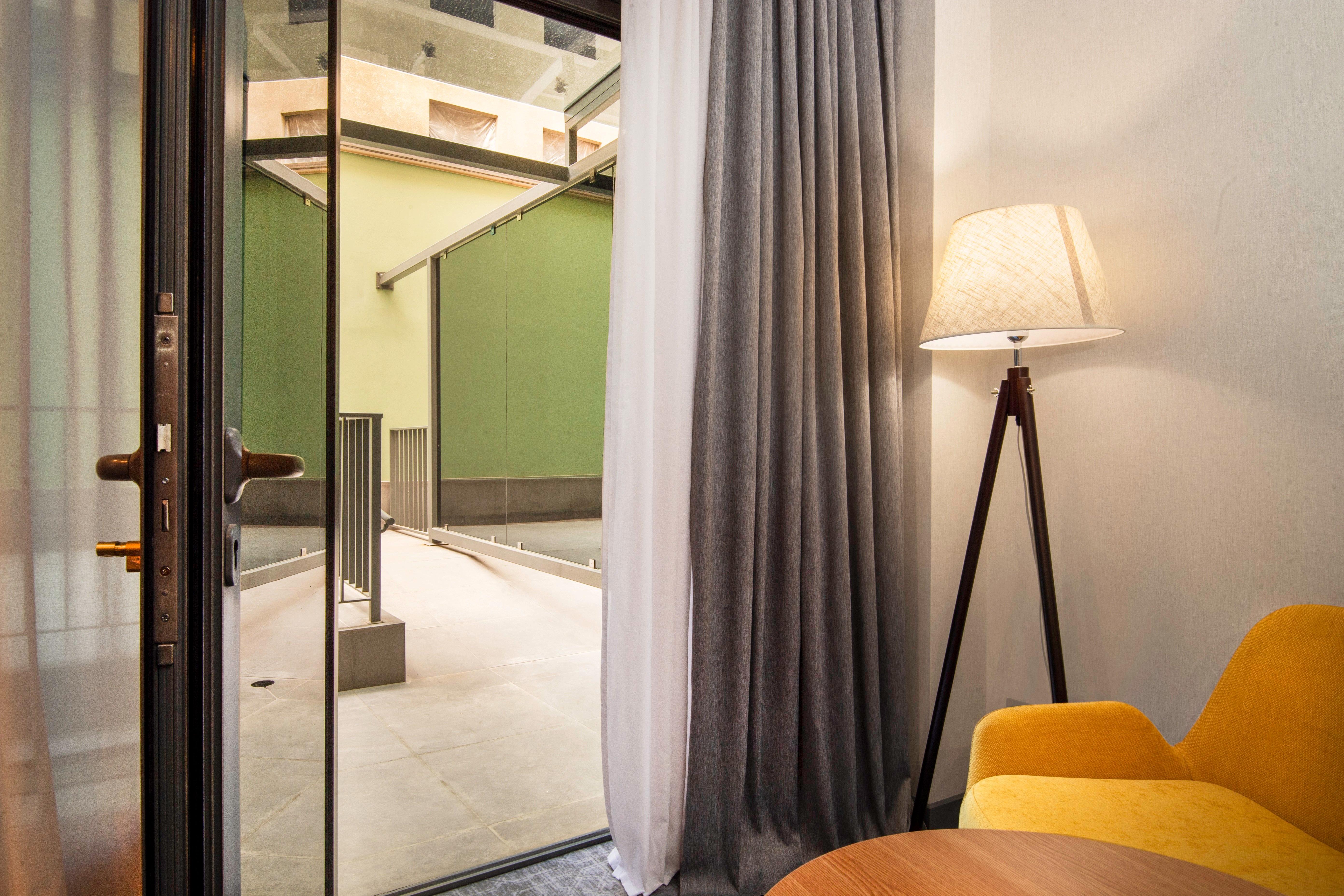 Double King Size Bed