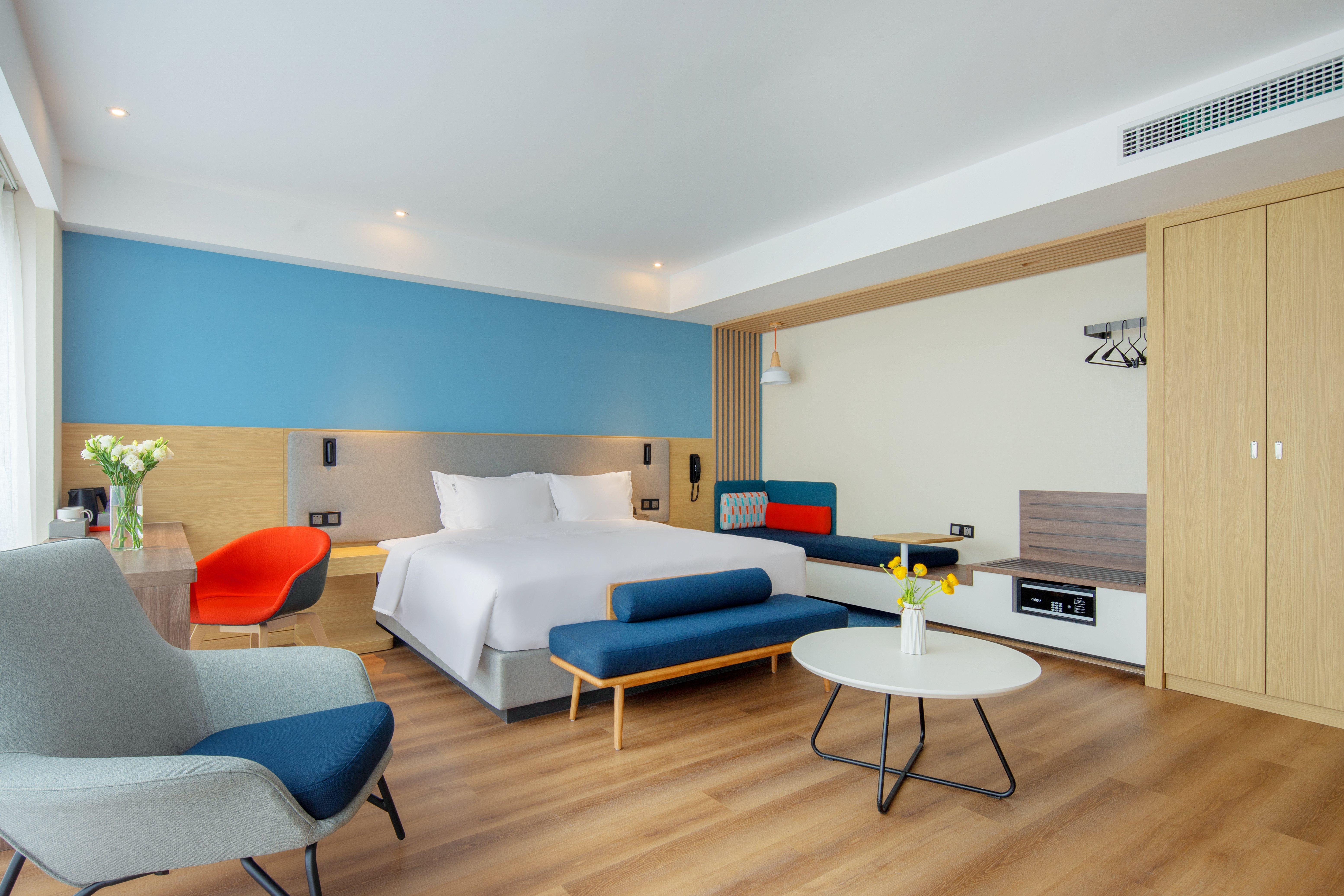 Double King Size Bed