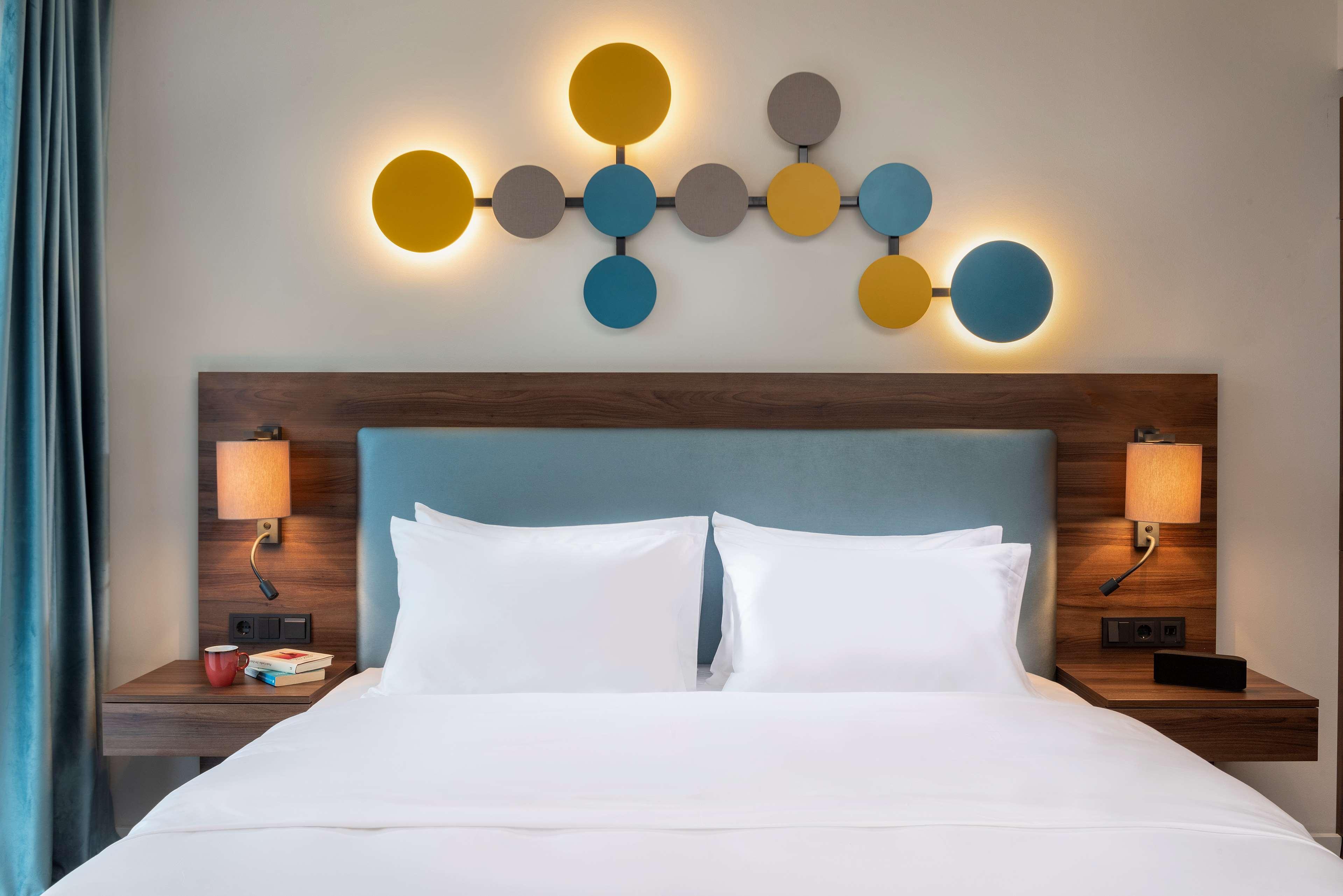 Studio King Size Bed