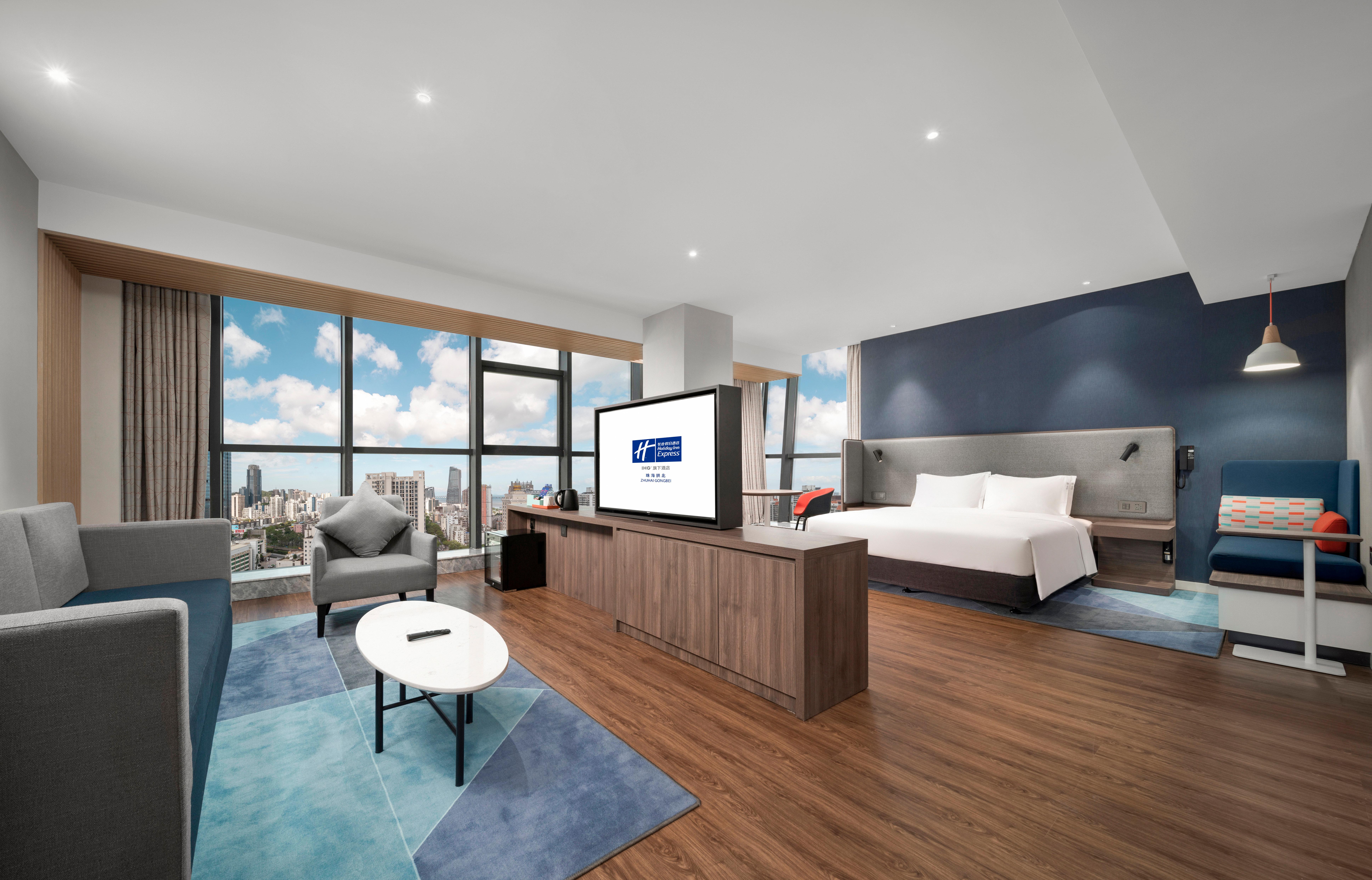 Double King Size Bed