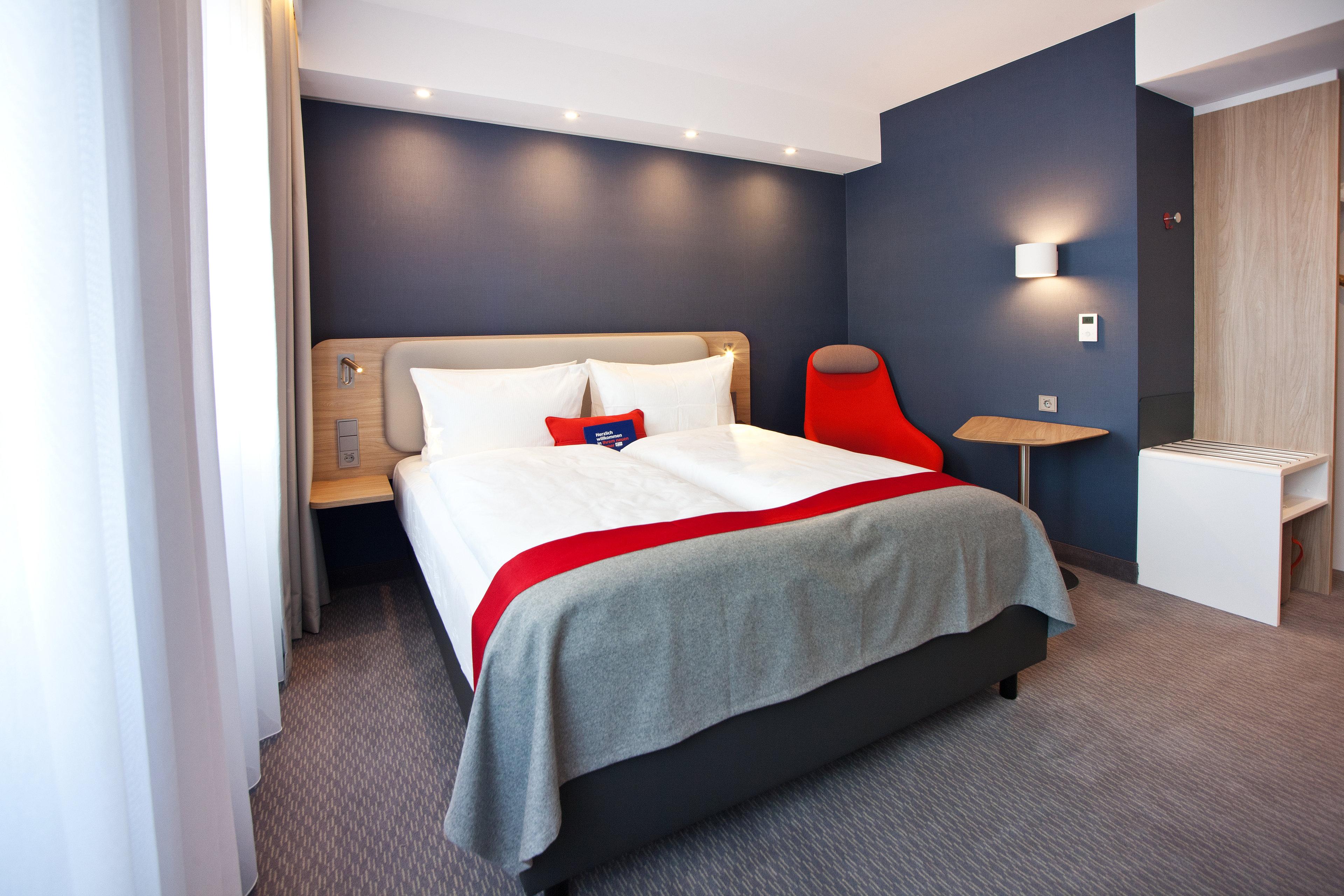 Double Queen Size Bed