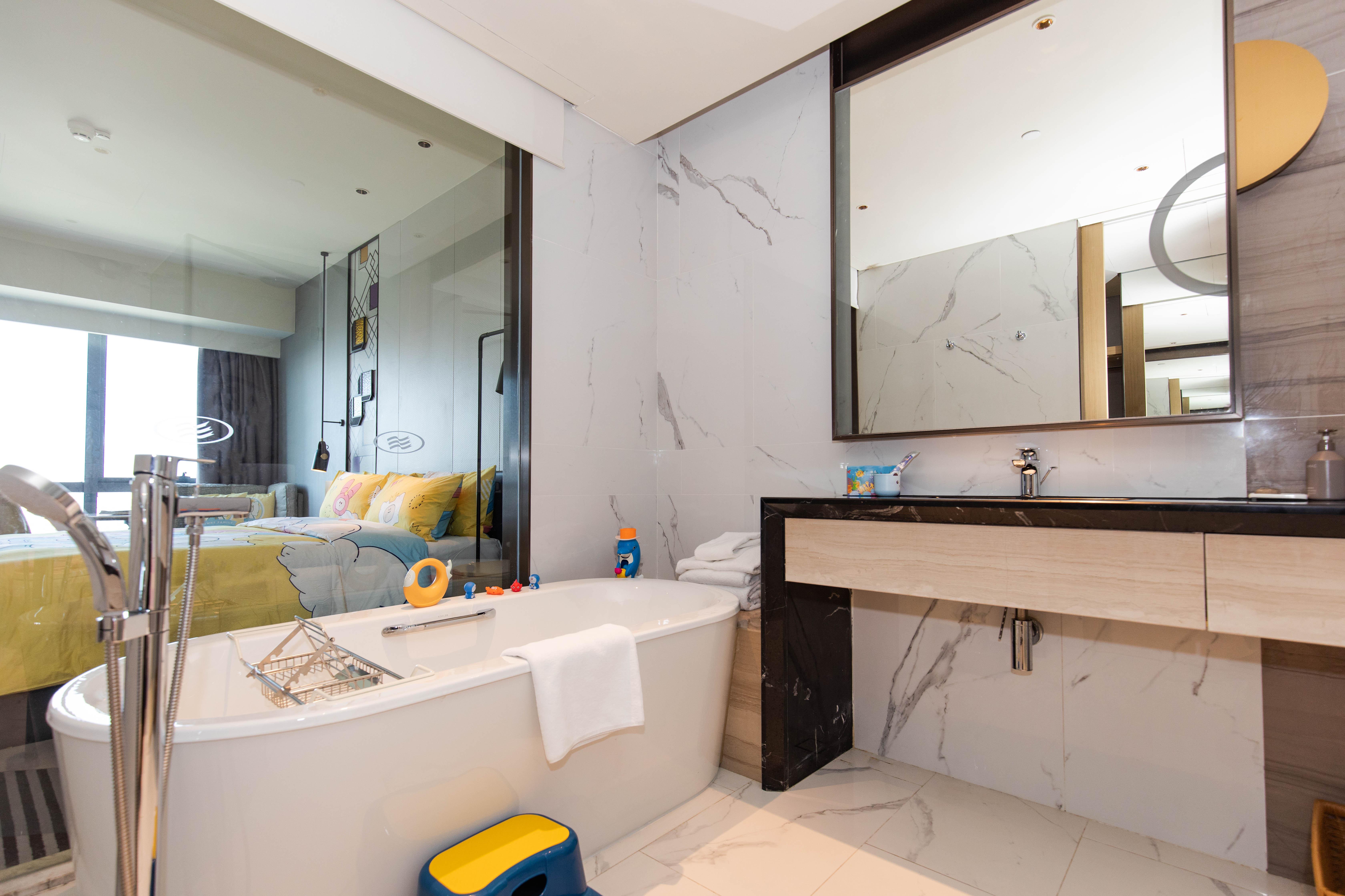 Double King Size Bed