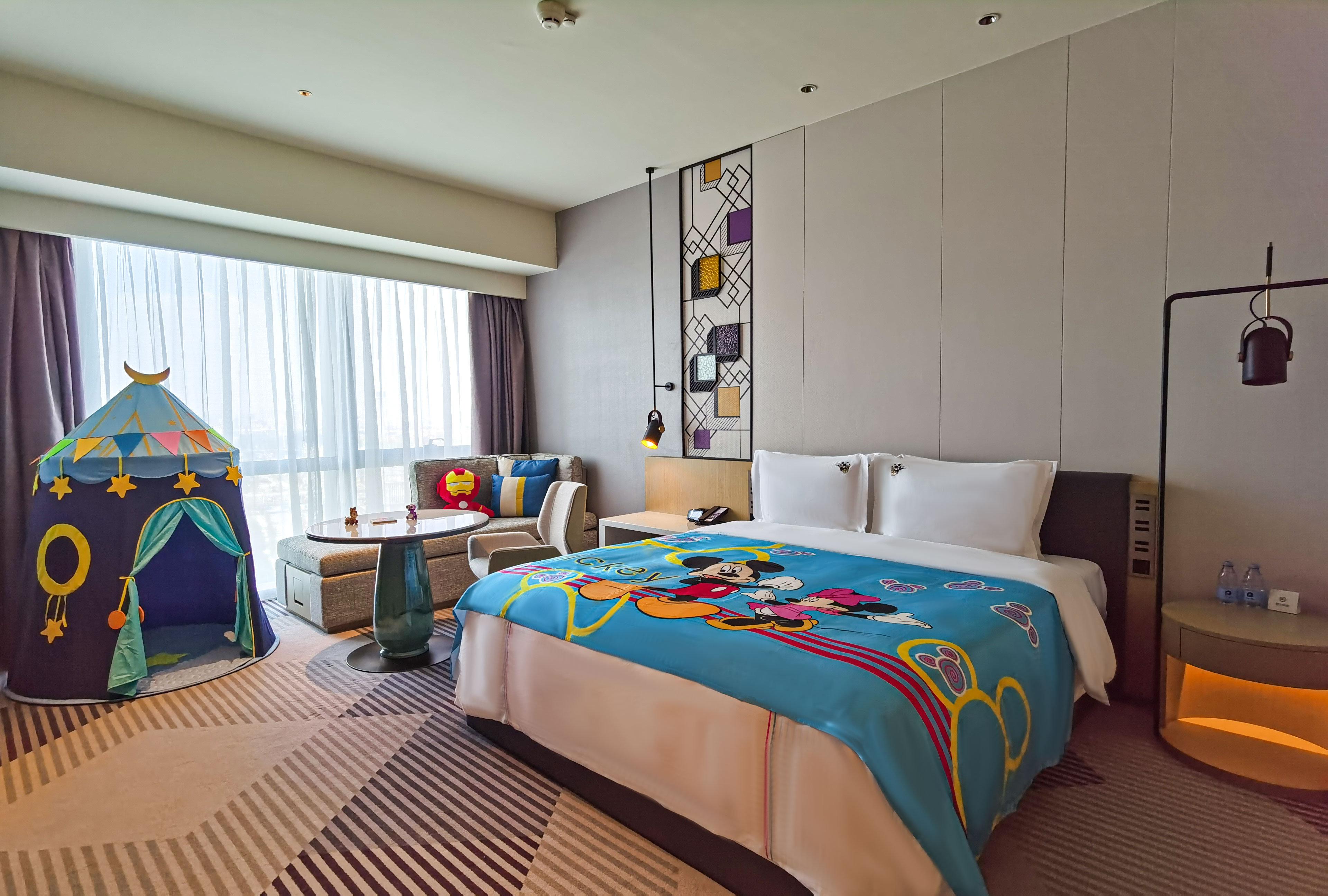 Double King Bed Non Smoking