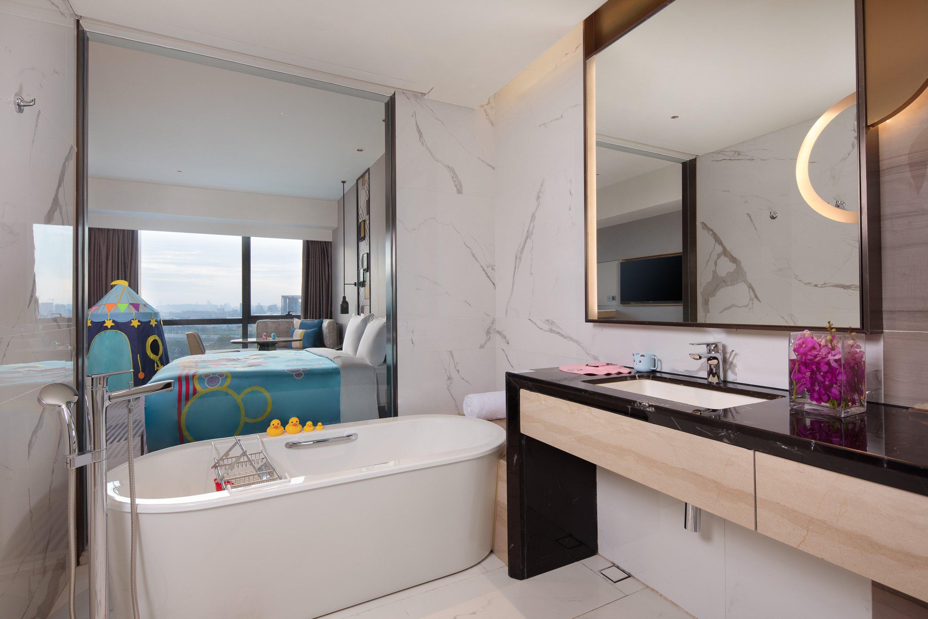 Double King Bed Non Smoking