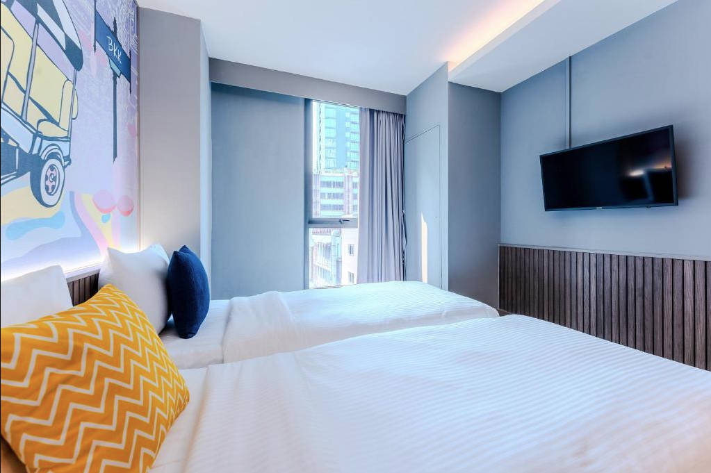 Double or Twin Standard