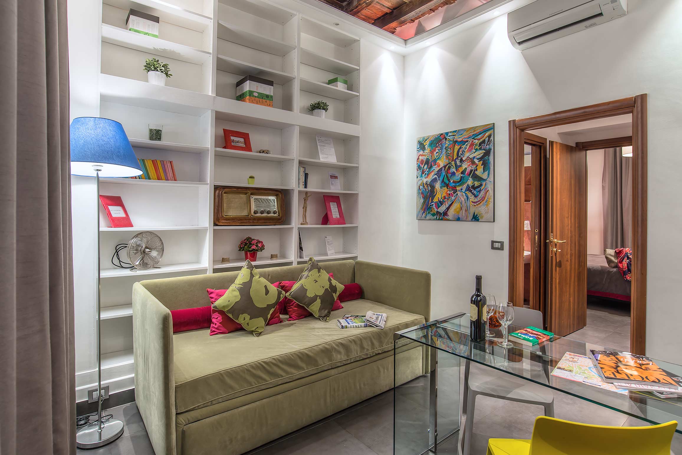 Apartment Capacity 4