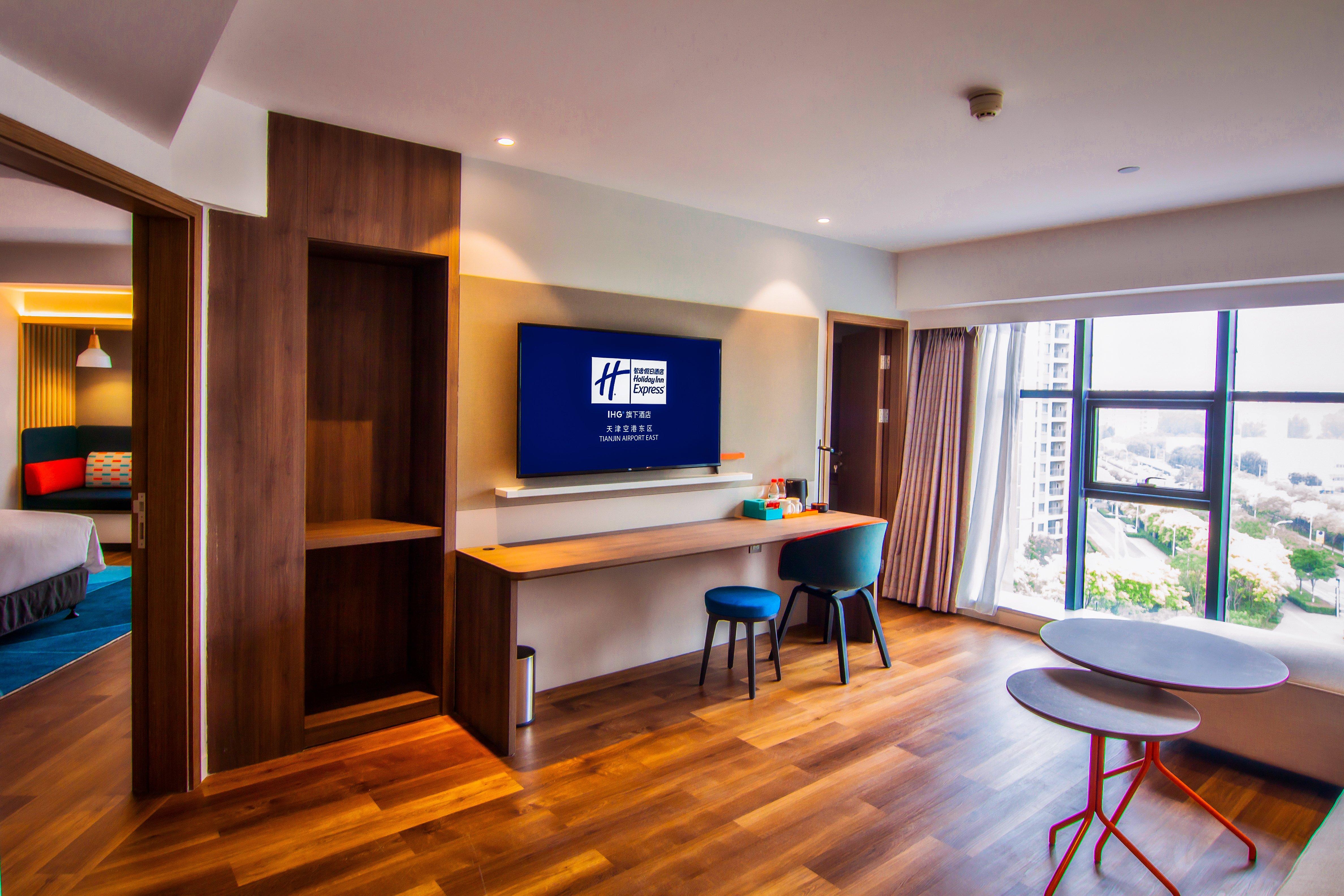 Suite King Bed One Bedroom 