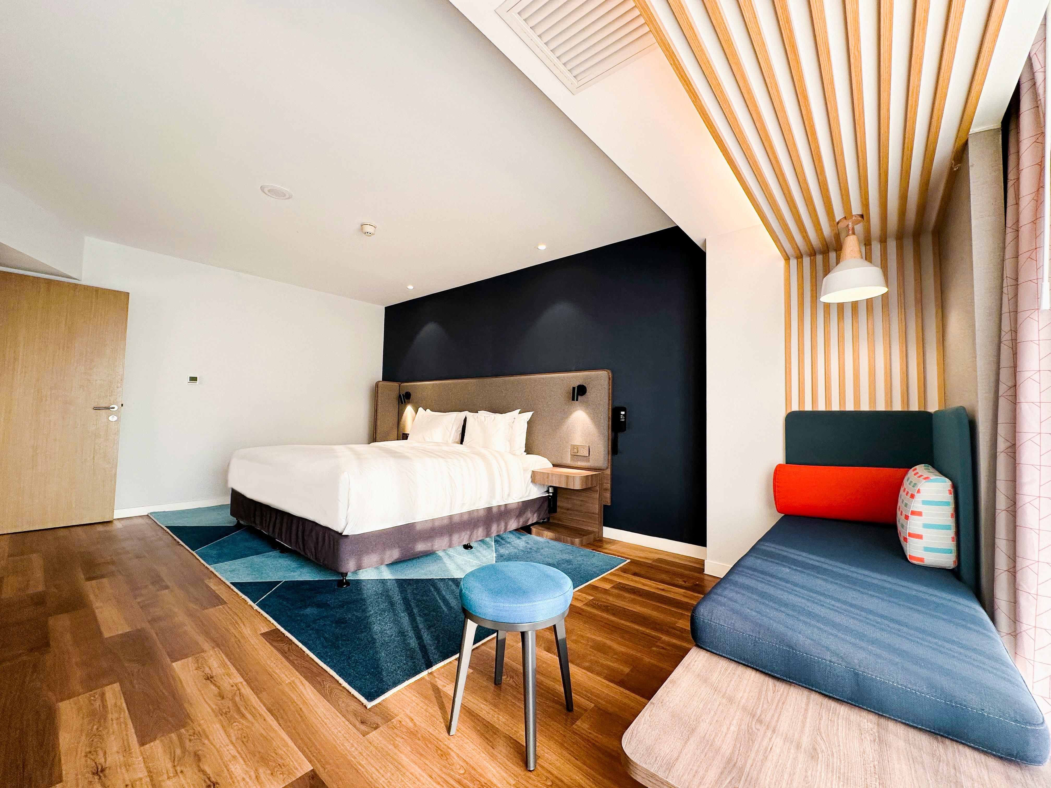 Suite King Bed One Bedroom 