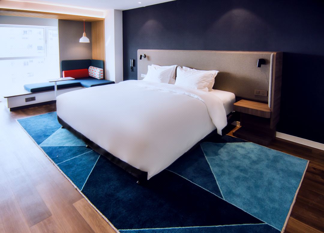 Double Superior King Bed