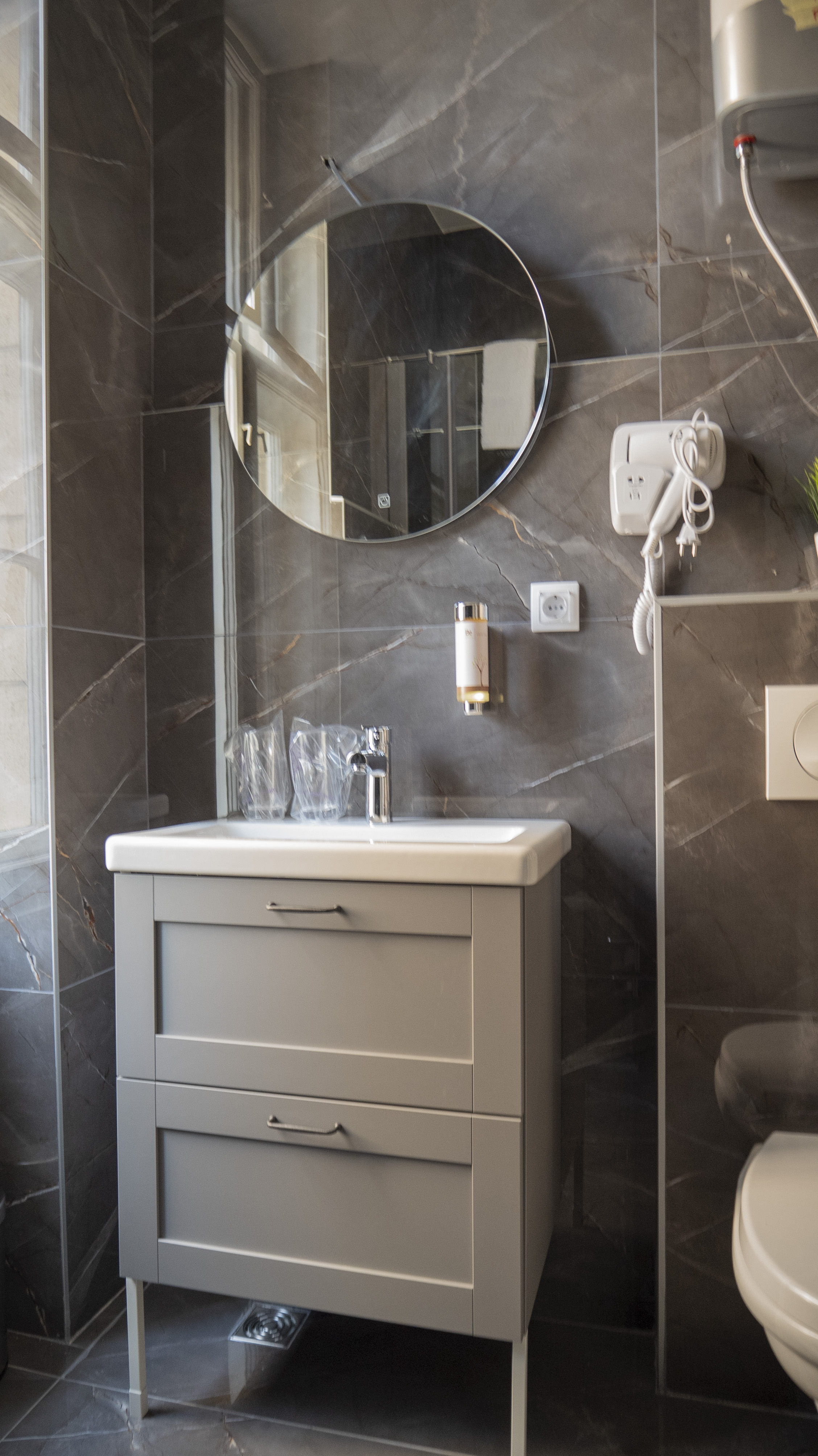 Double or Twin Superior