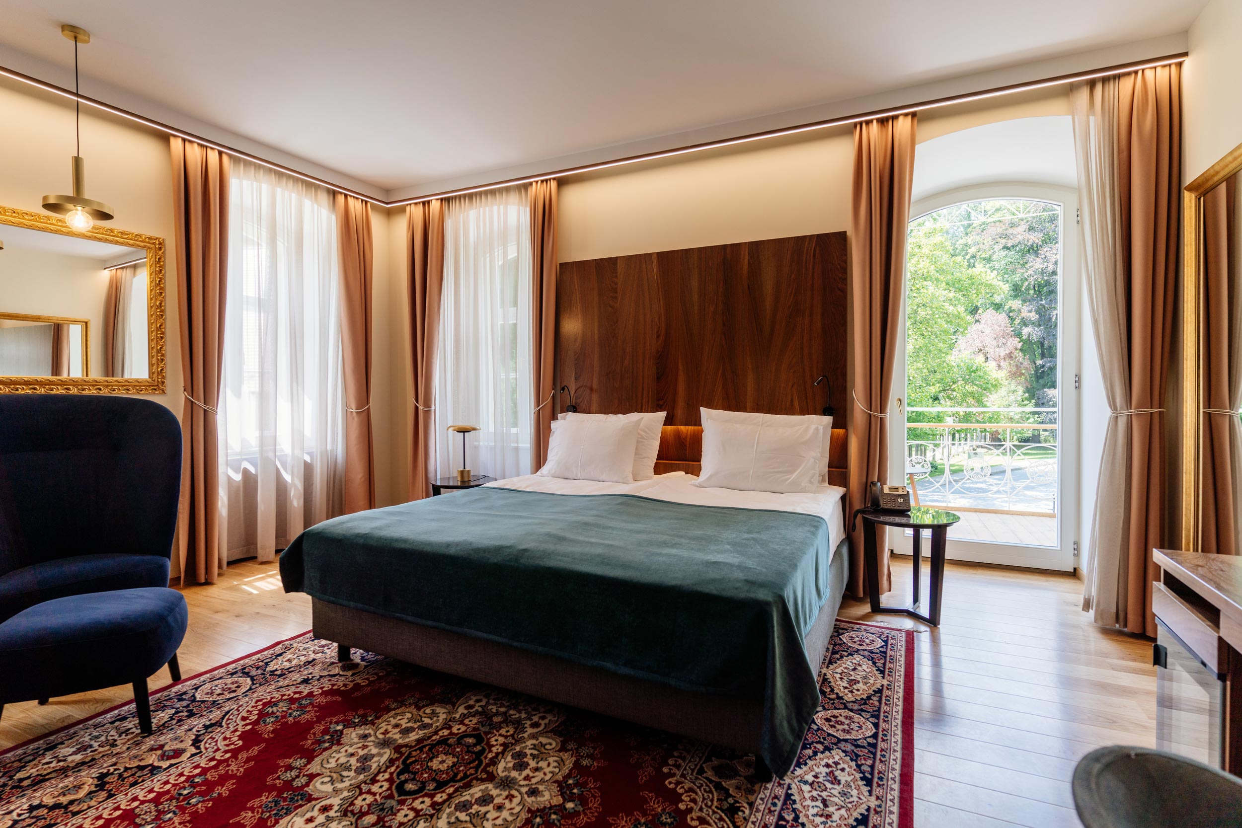 Double Single Premium