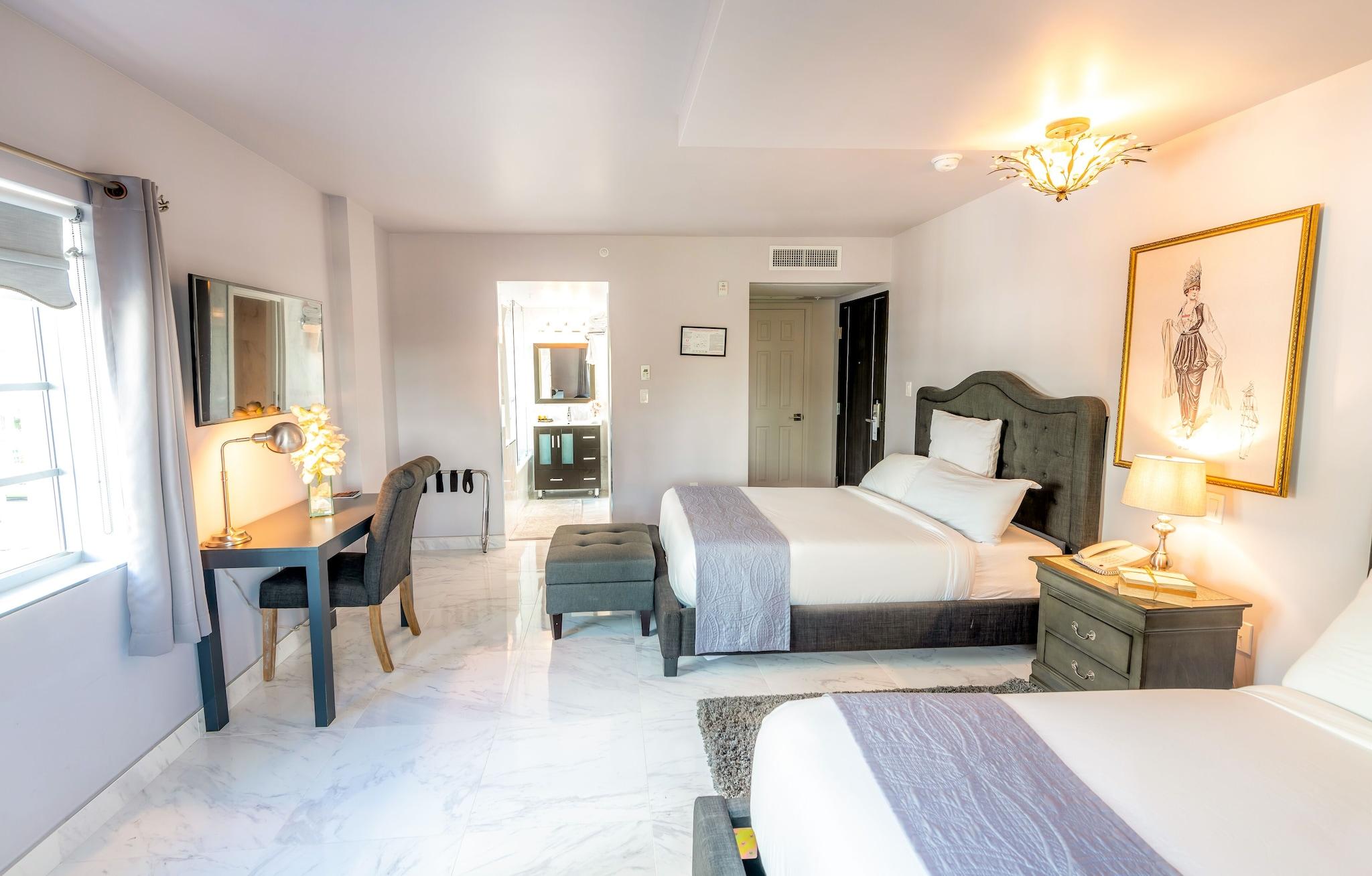 Quadruple Two Queen Beds