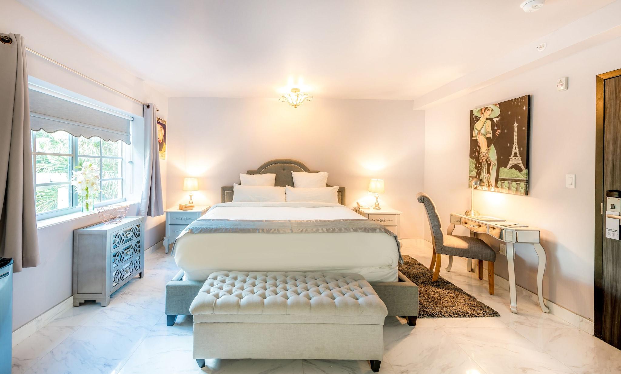 Double Deluxe King Bed