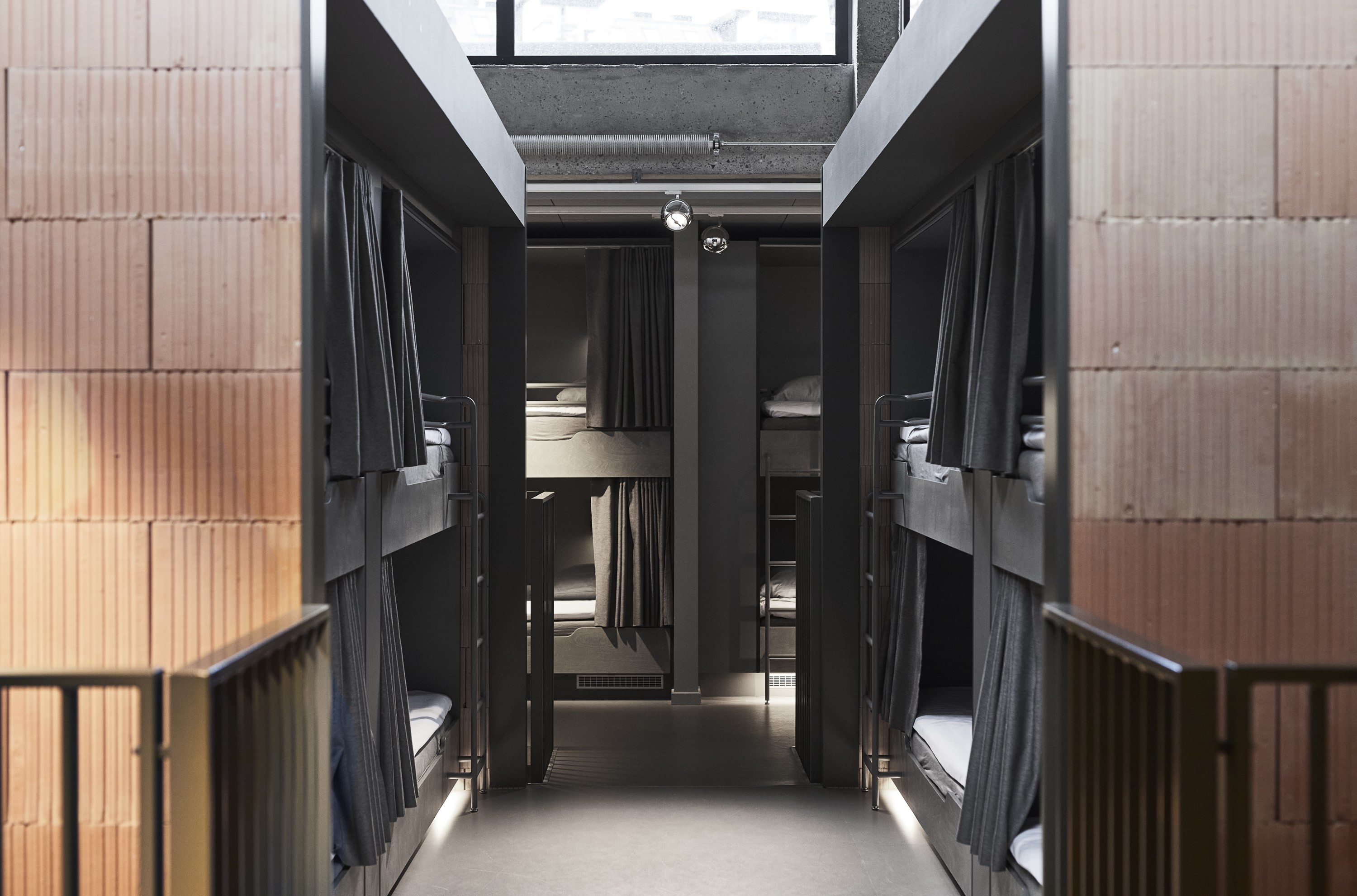 Bed in Dormitory Bunk Bed with Shared Bathroom