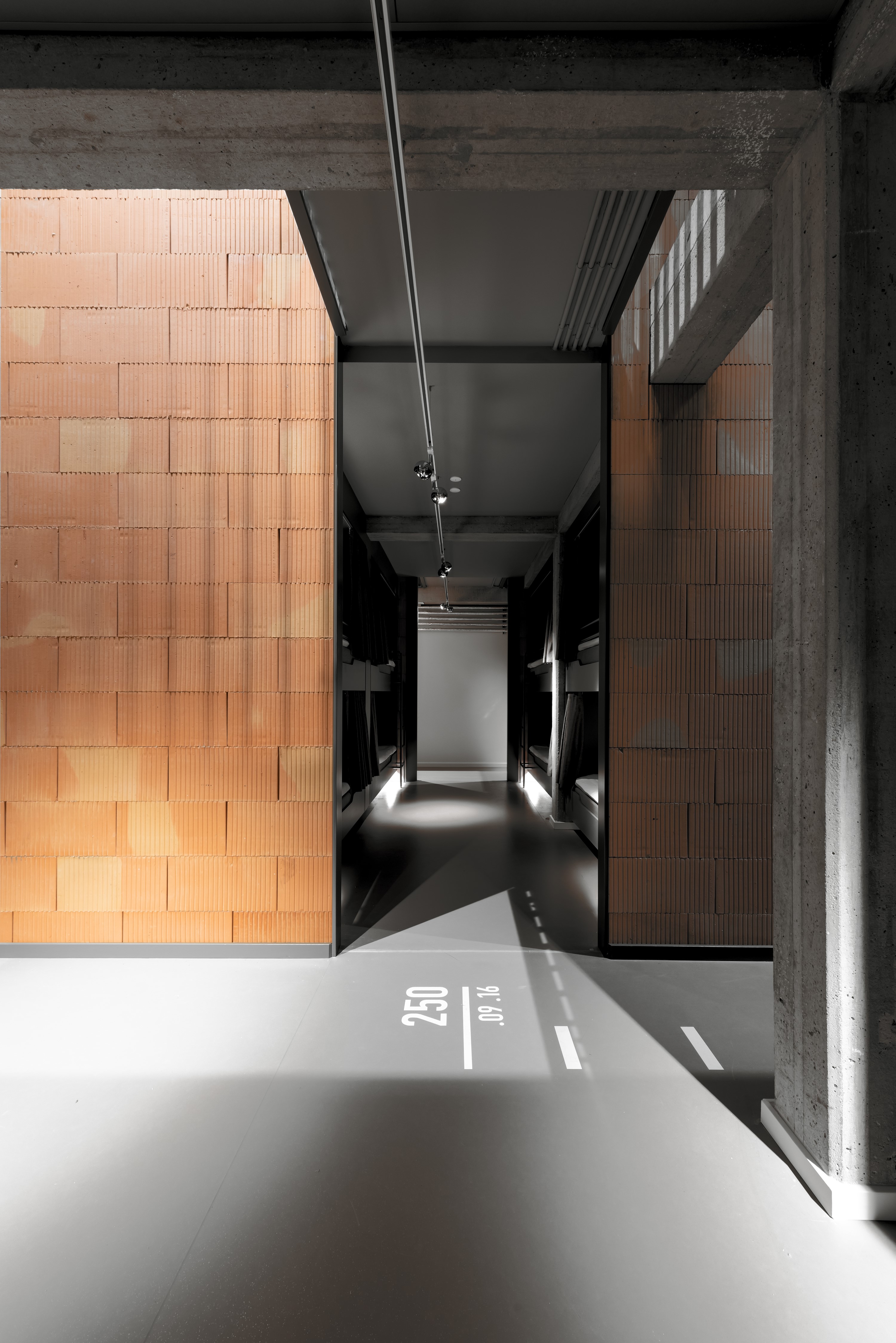 Bed in Dormitory Bunk Bed with Shared Bathroom