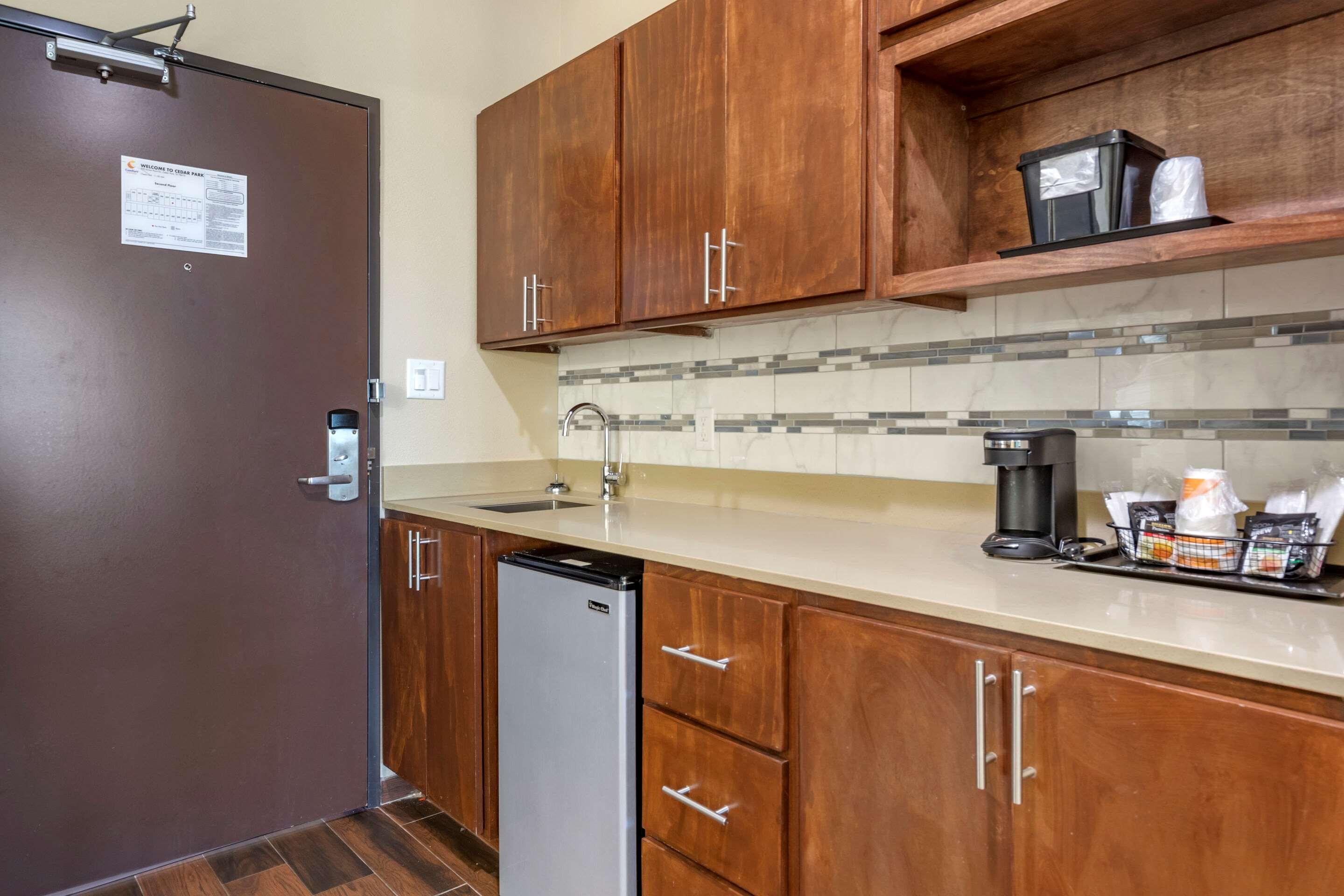 Suite Two Queen Beds Non Smoking