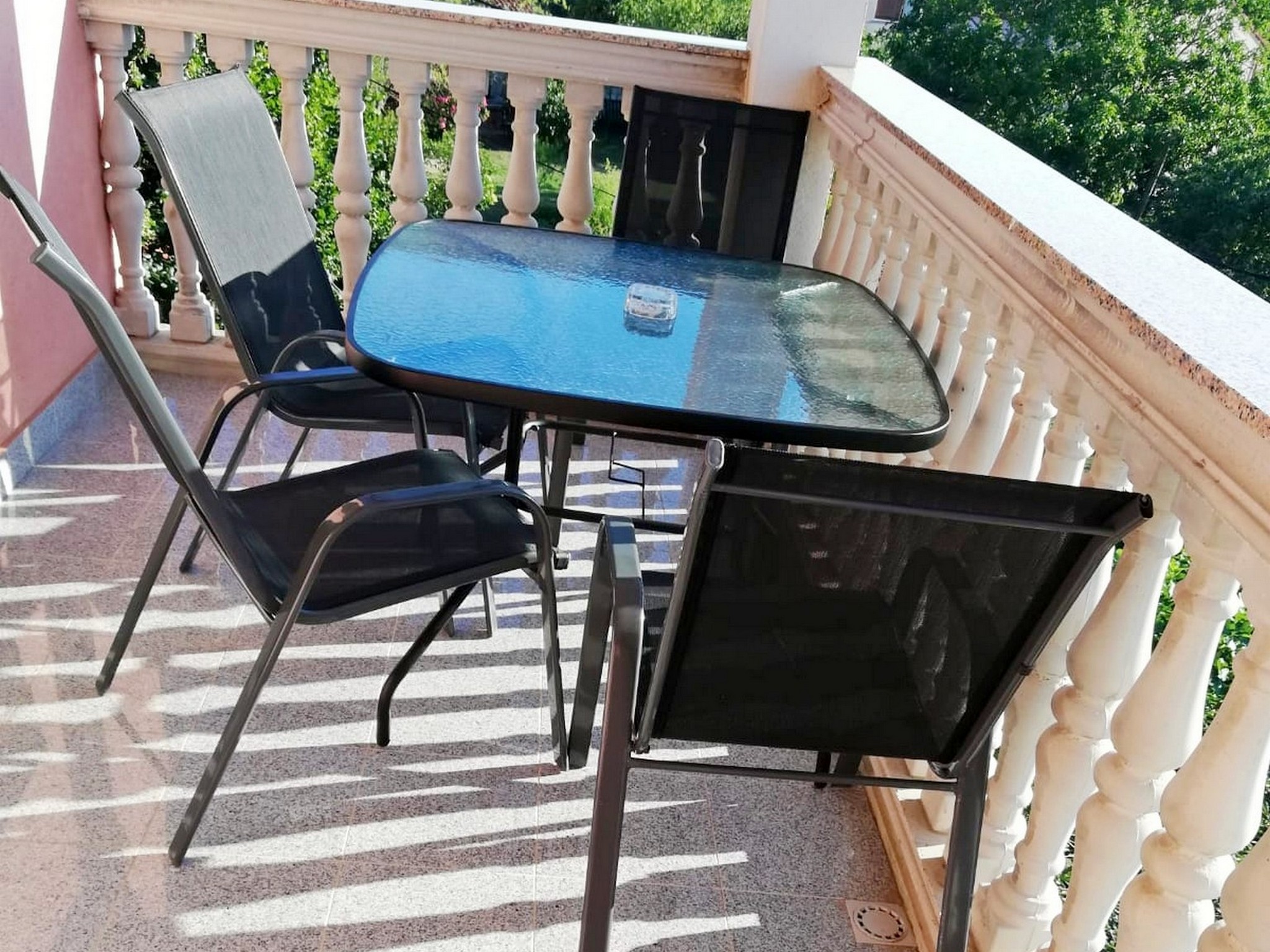 Apartment Capacity 2