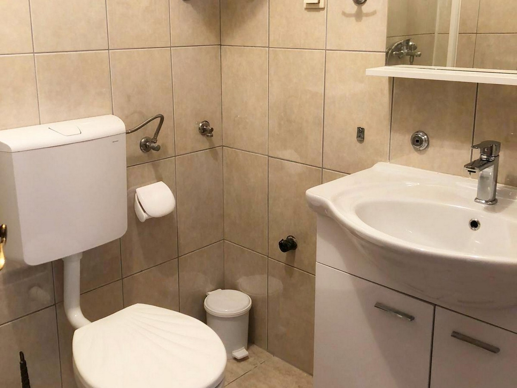 Apartment Capacity 4