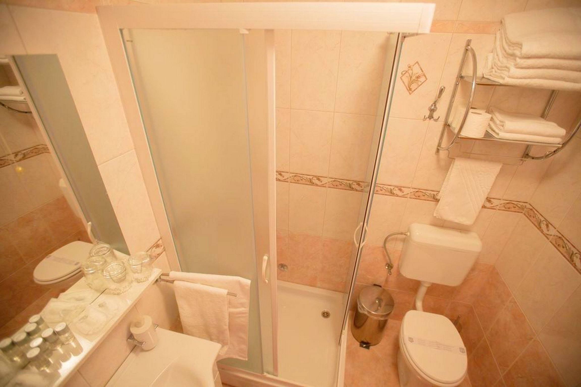 Family Room Capacity 4