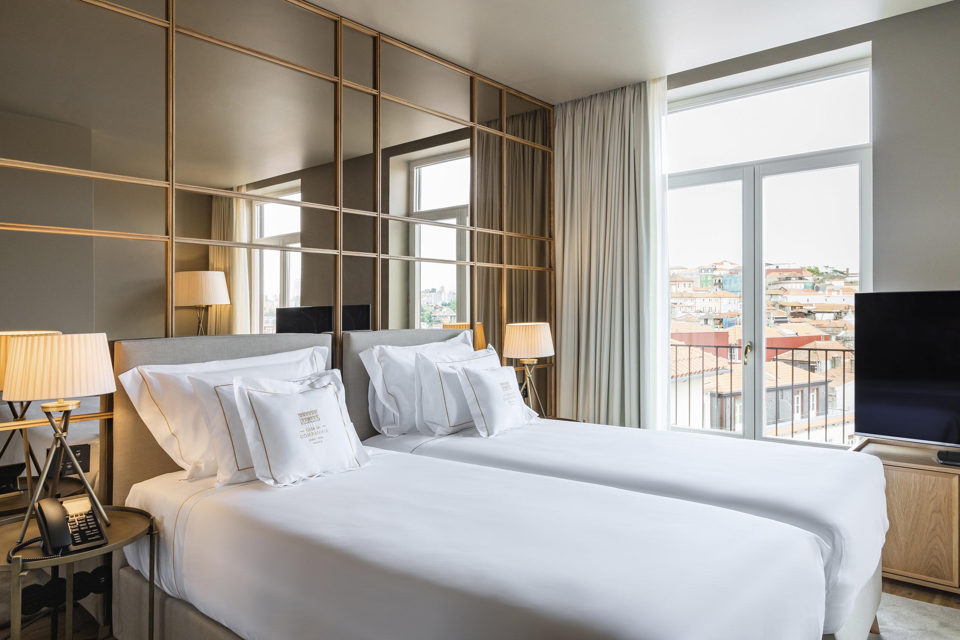 Twin Premium with Views