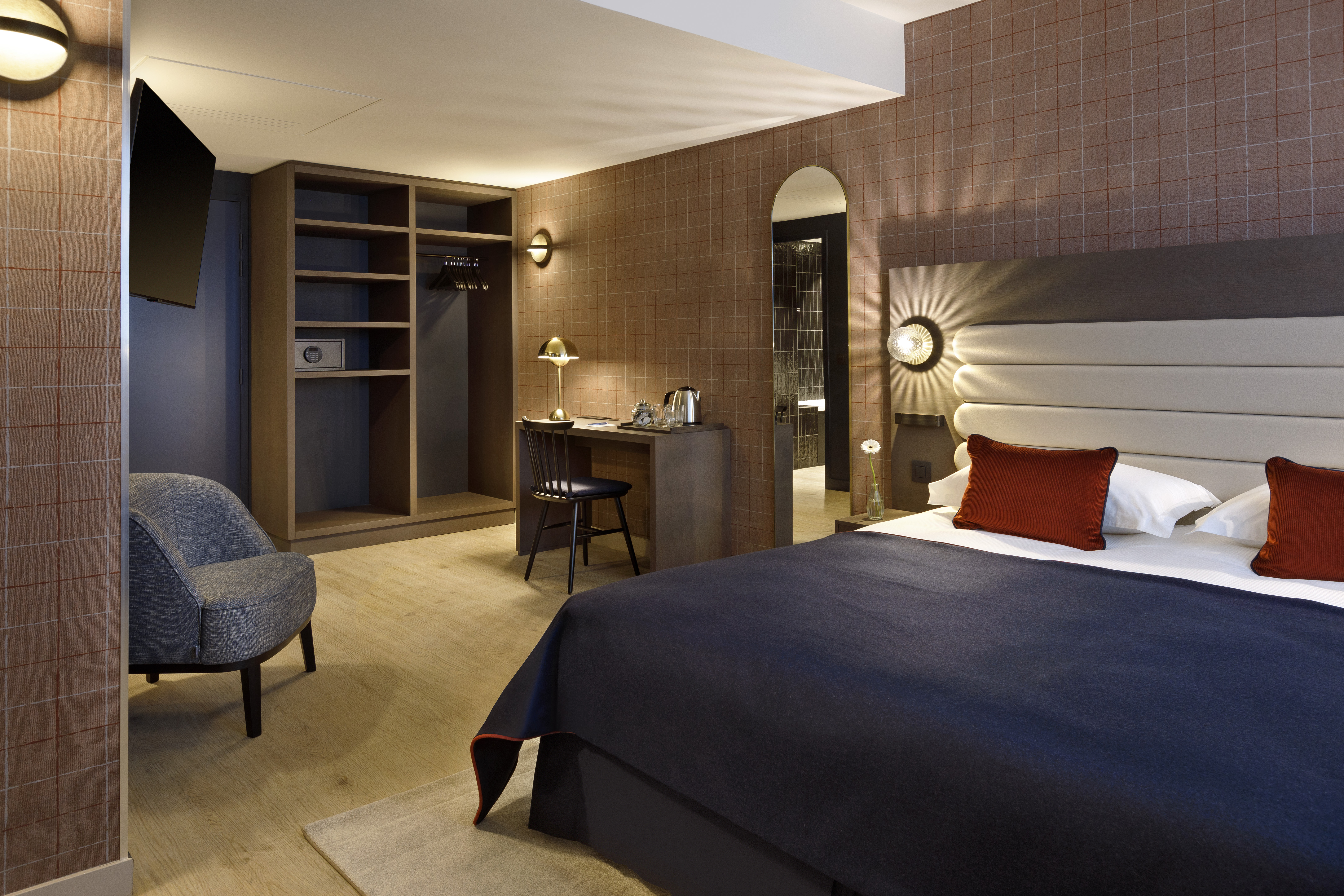 Family Room Superior