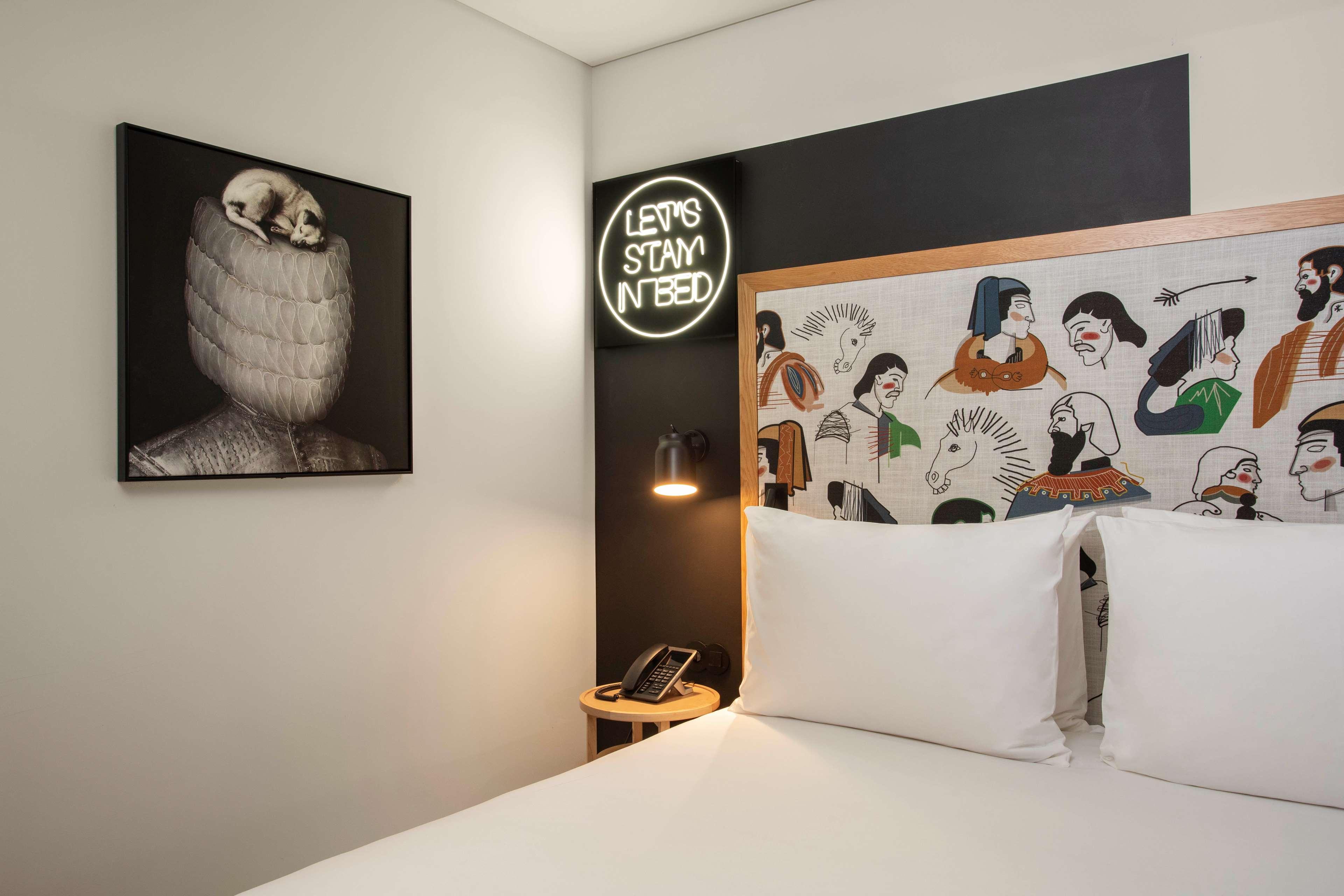 Double Accessible King Size Bed