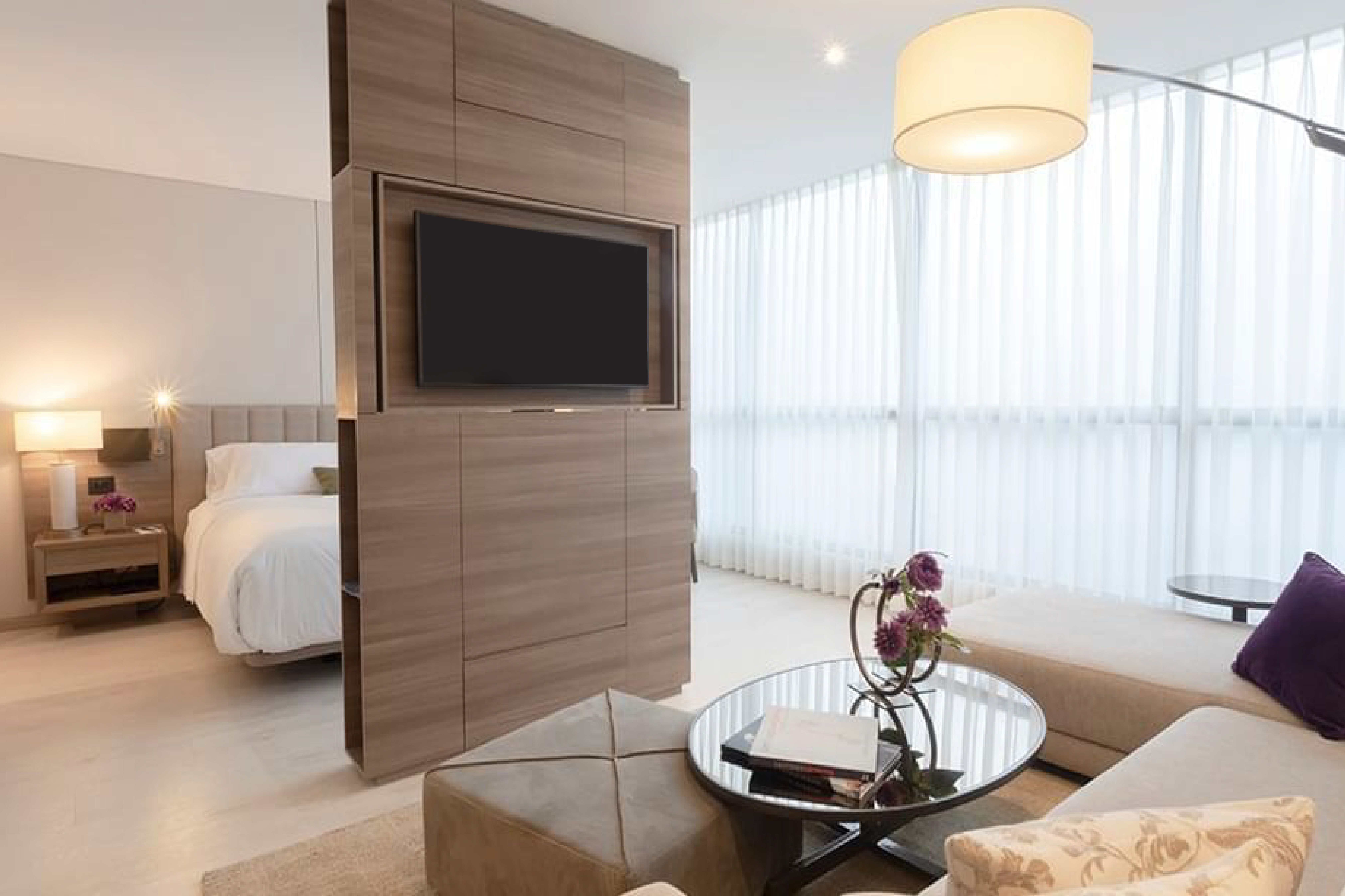 Junior Suite King Size Bed