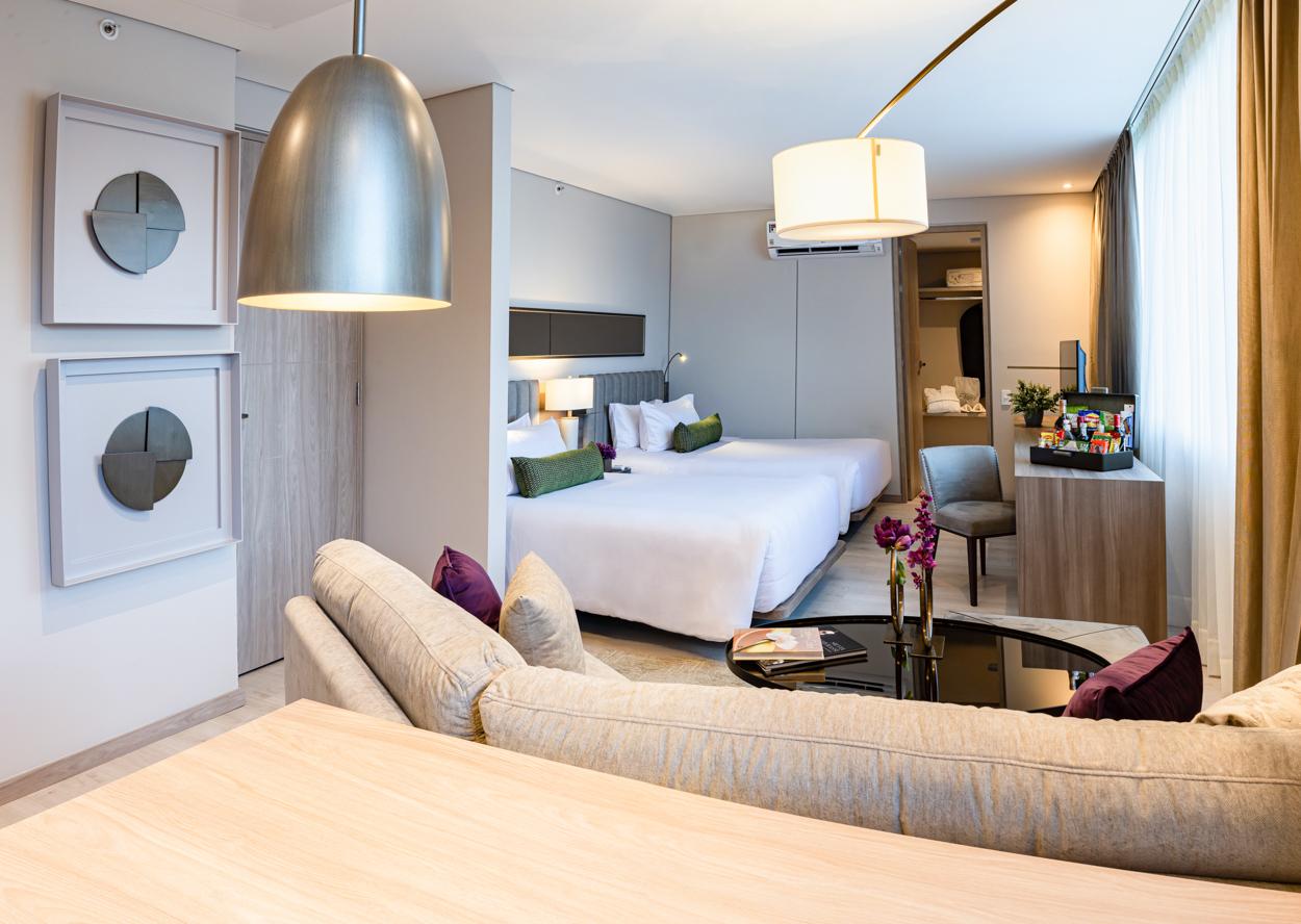 Double Queen Size Bed