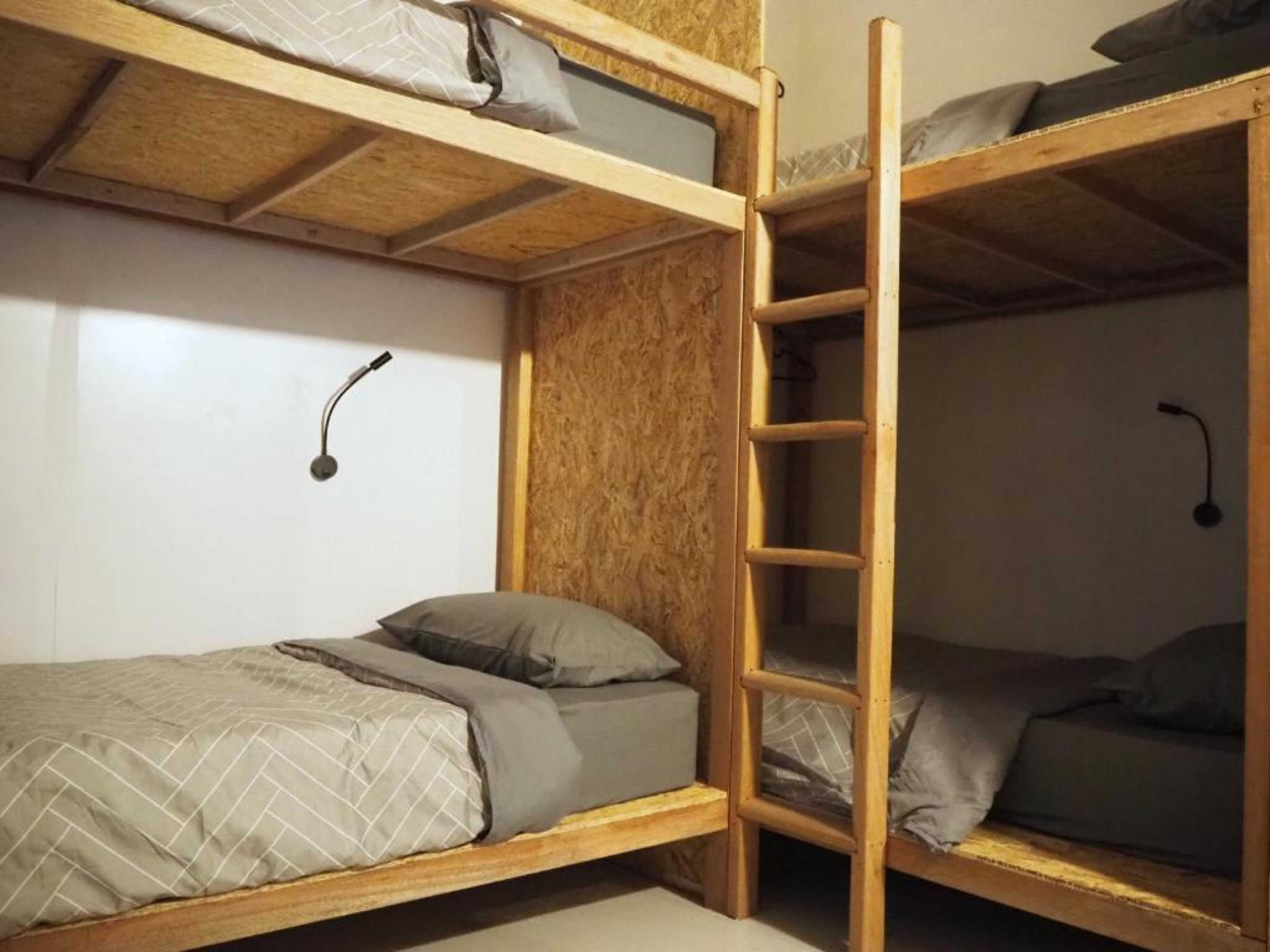 Bed in Dormitory Standard