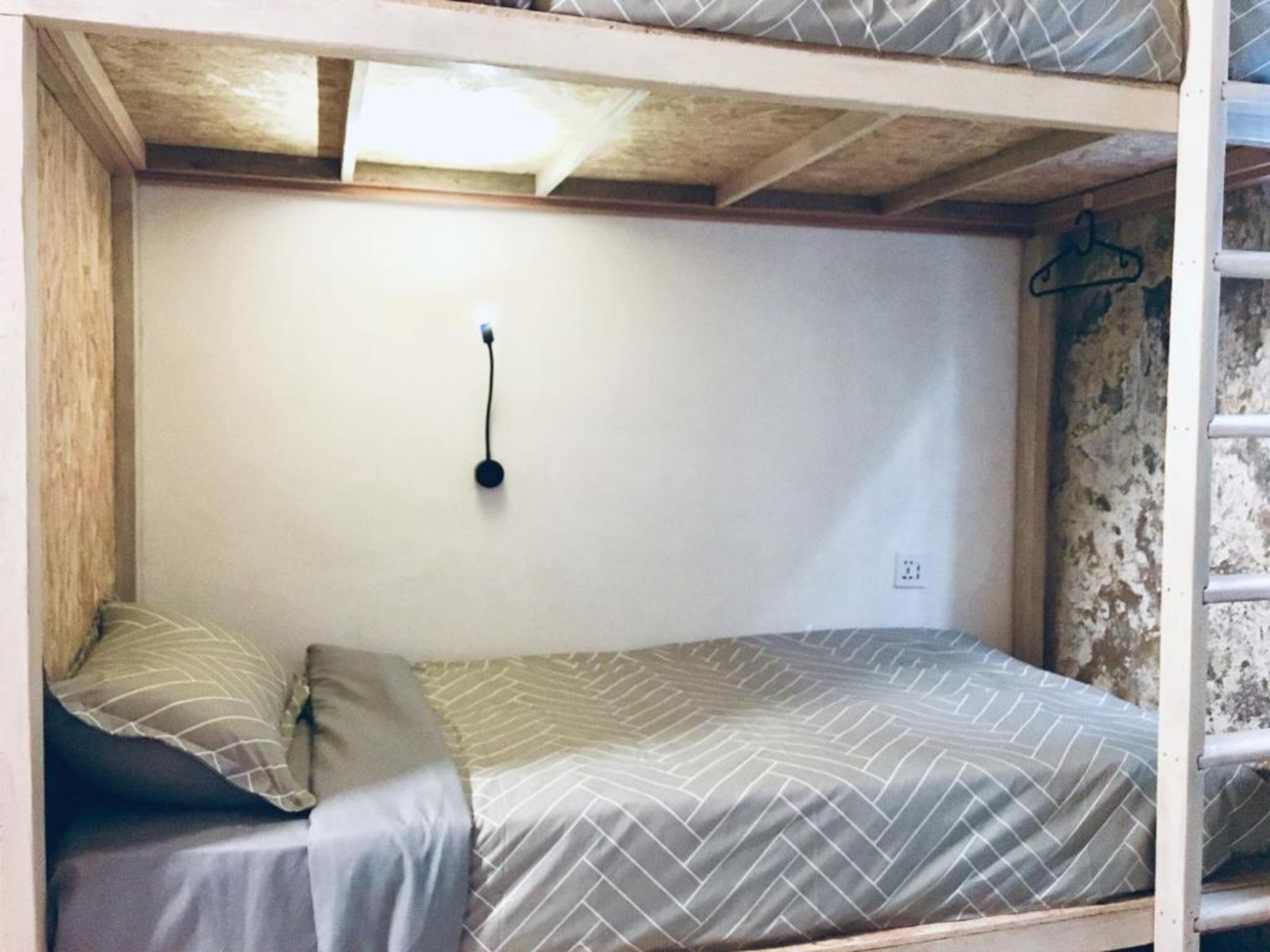 Bed in Dormitory Standard