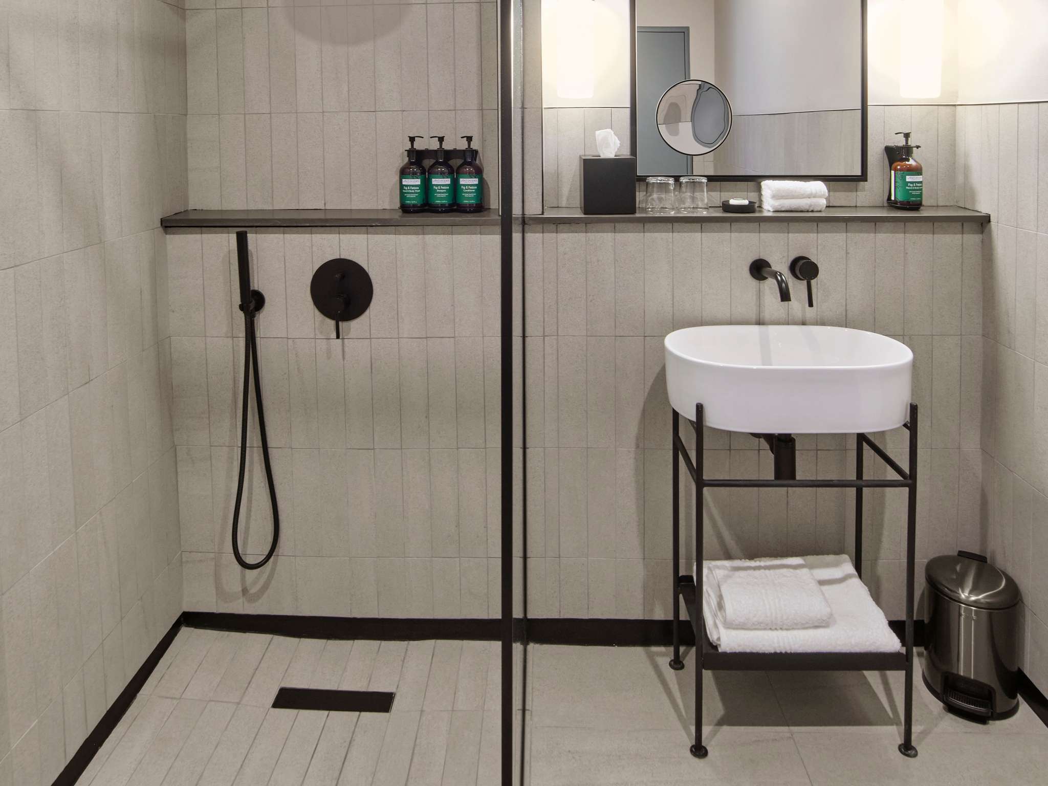 Double King Size Bed