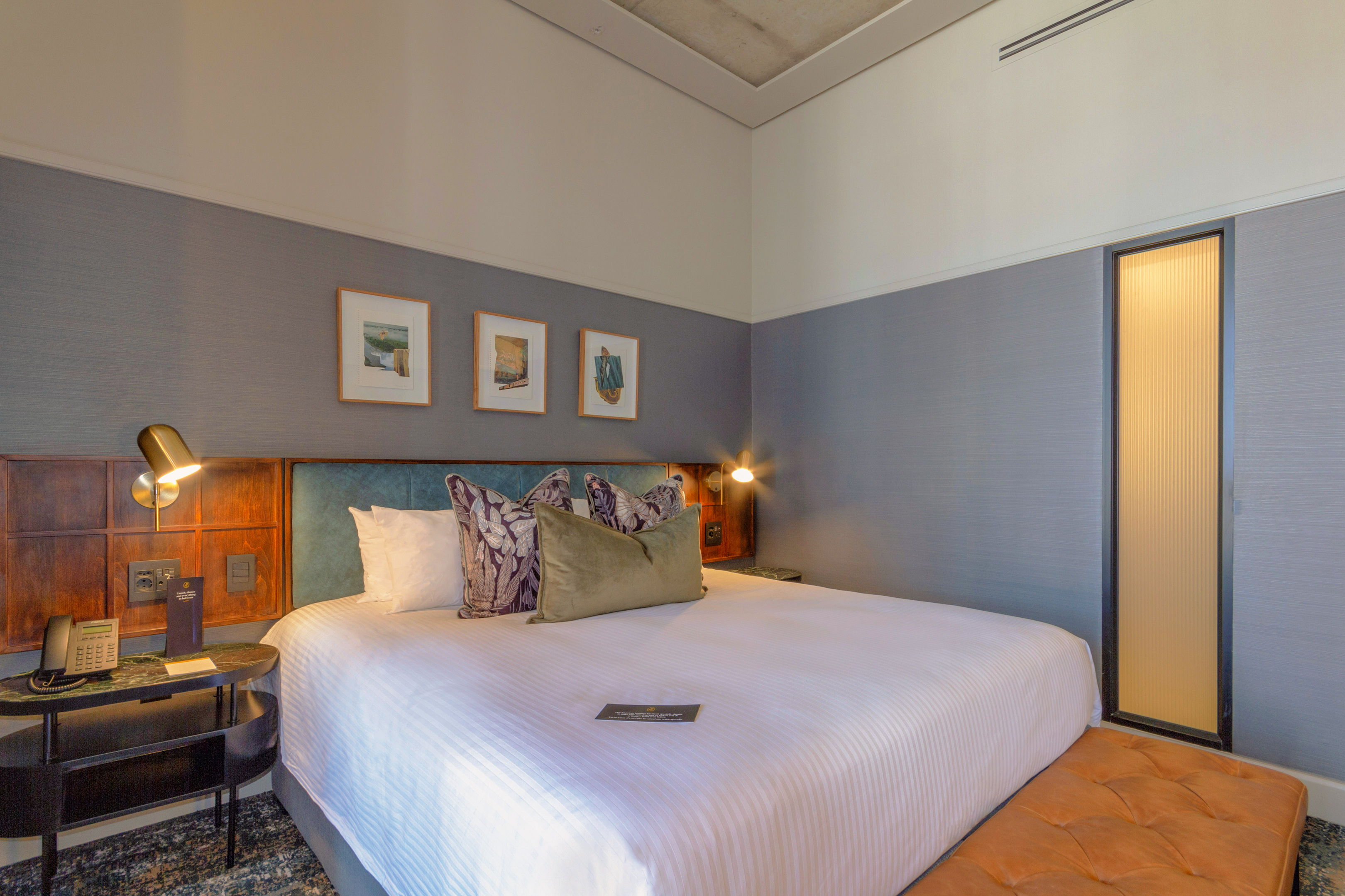 Double Superior King Bed