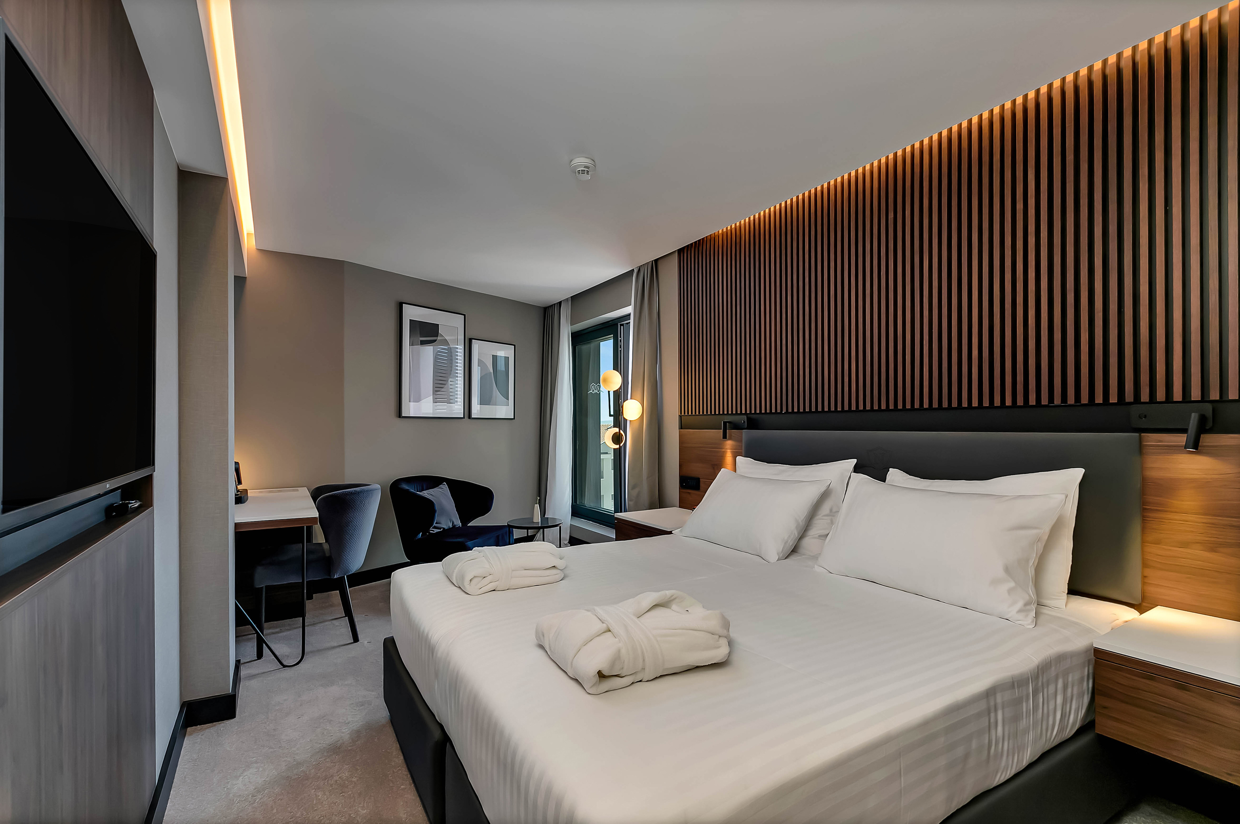 Double or Twin Standard