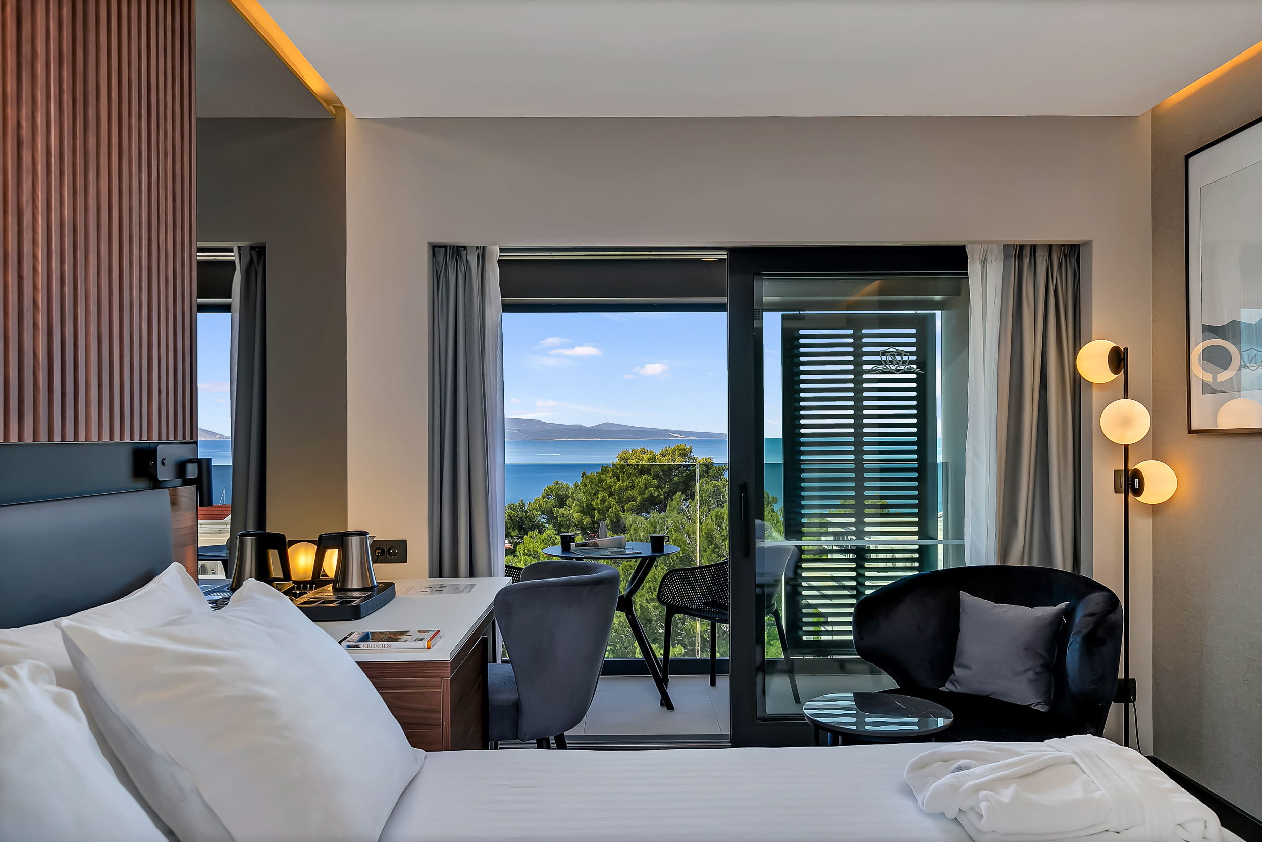 Double Superior Sea View