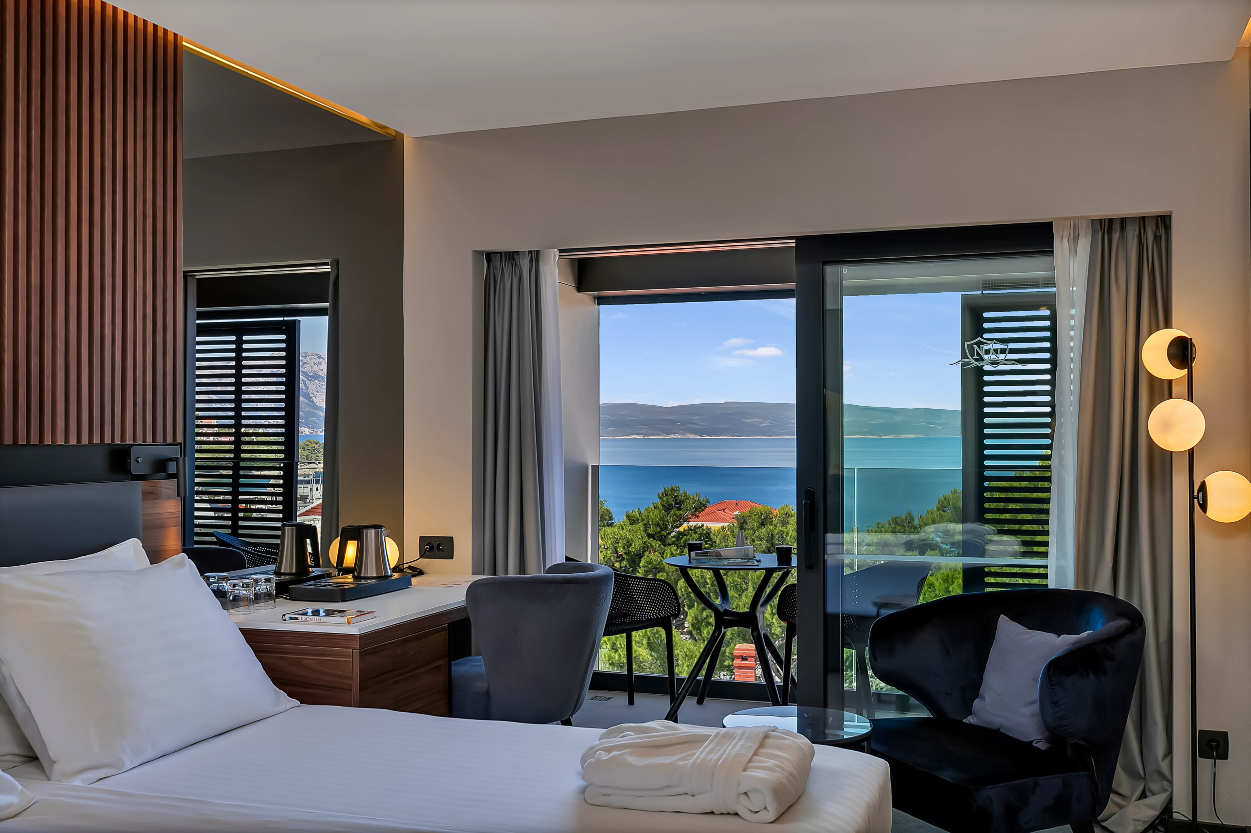 Double Superior Sea View