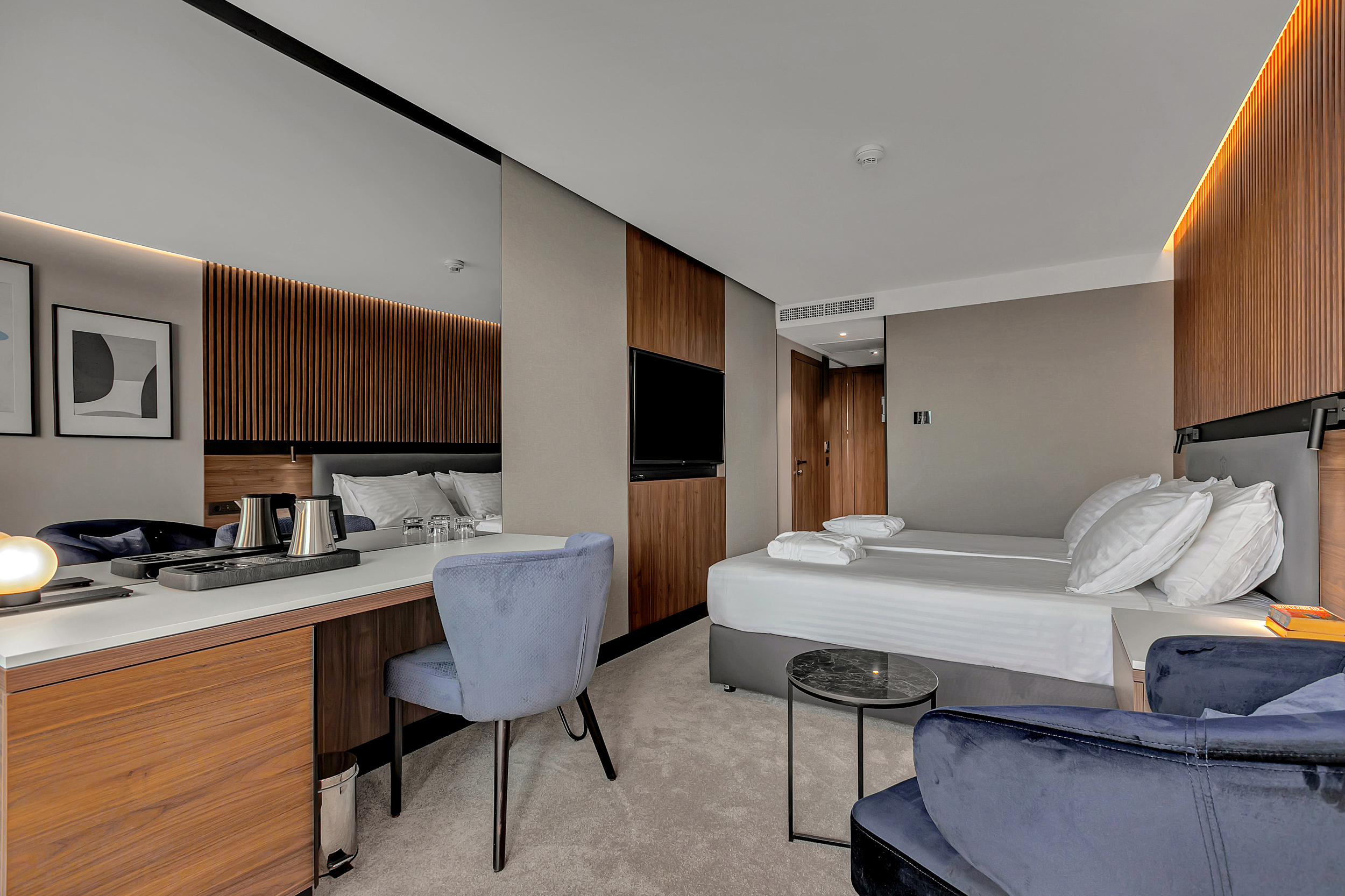 Family Room Capacity 4