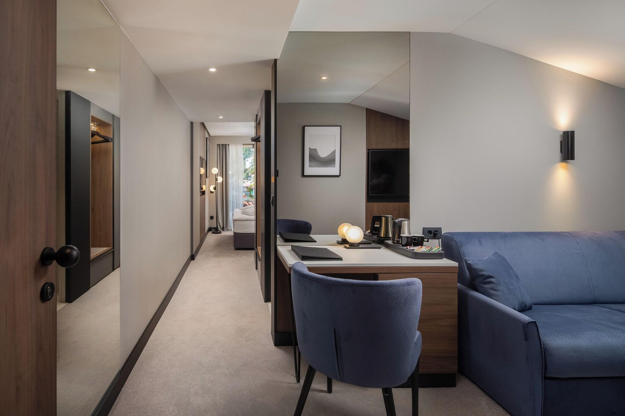 Suite Queen Size Bed