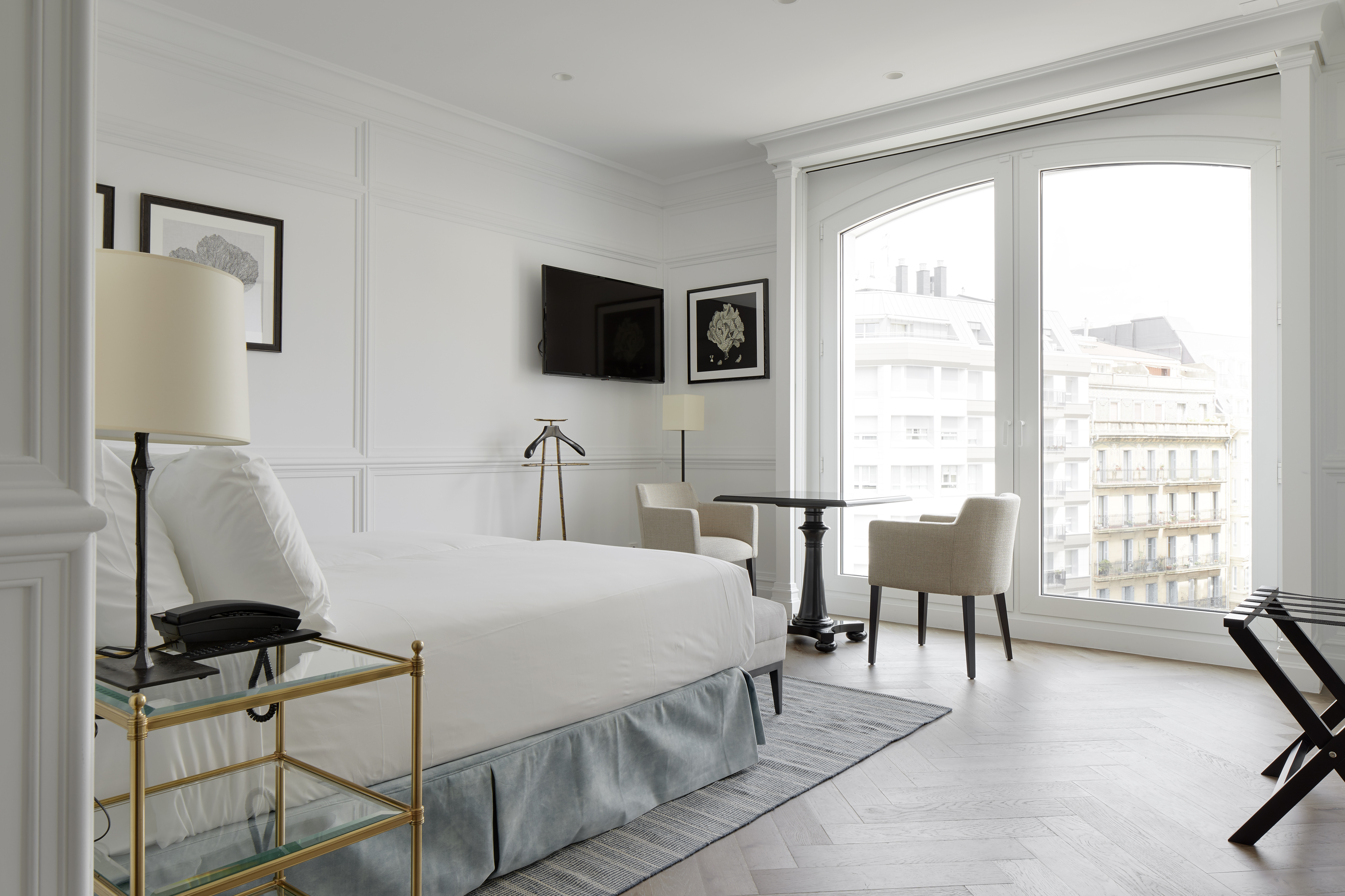 Double Classic City View