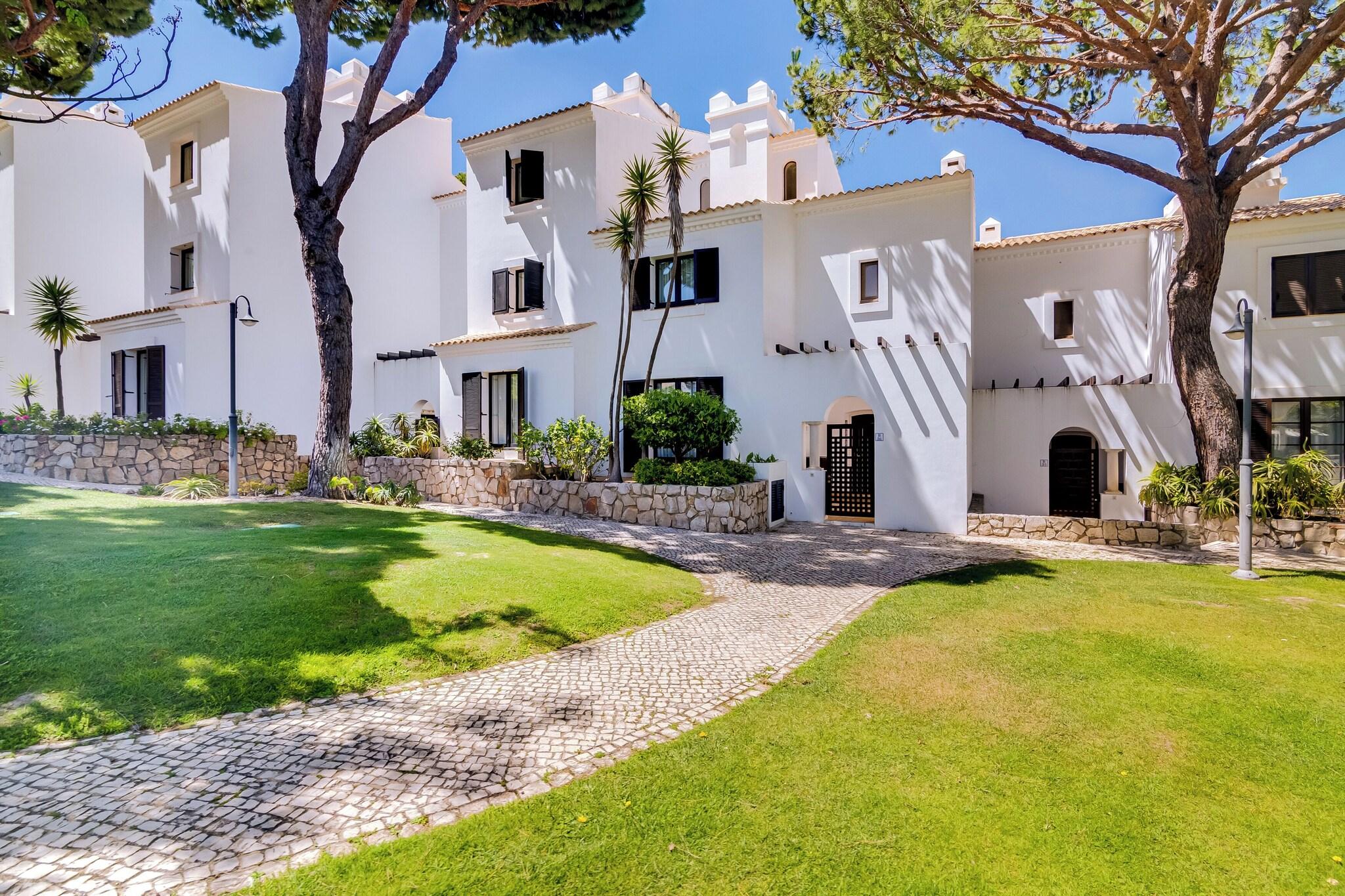 Townhome Deluxe Three Bedroom