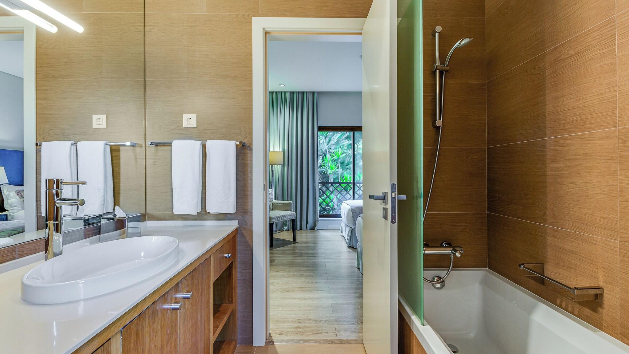 Villa Deluxe Two Double Beds