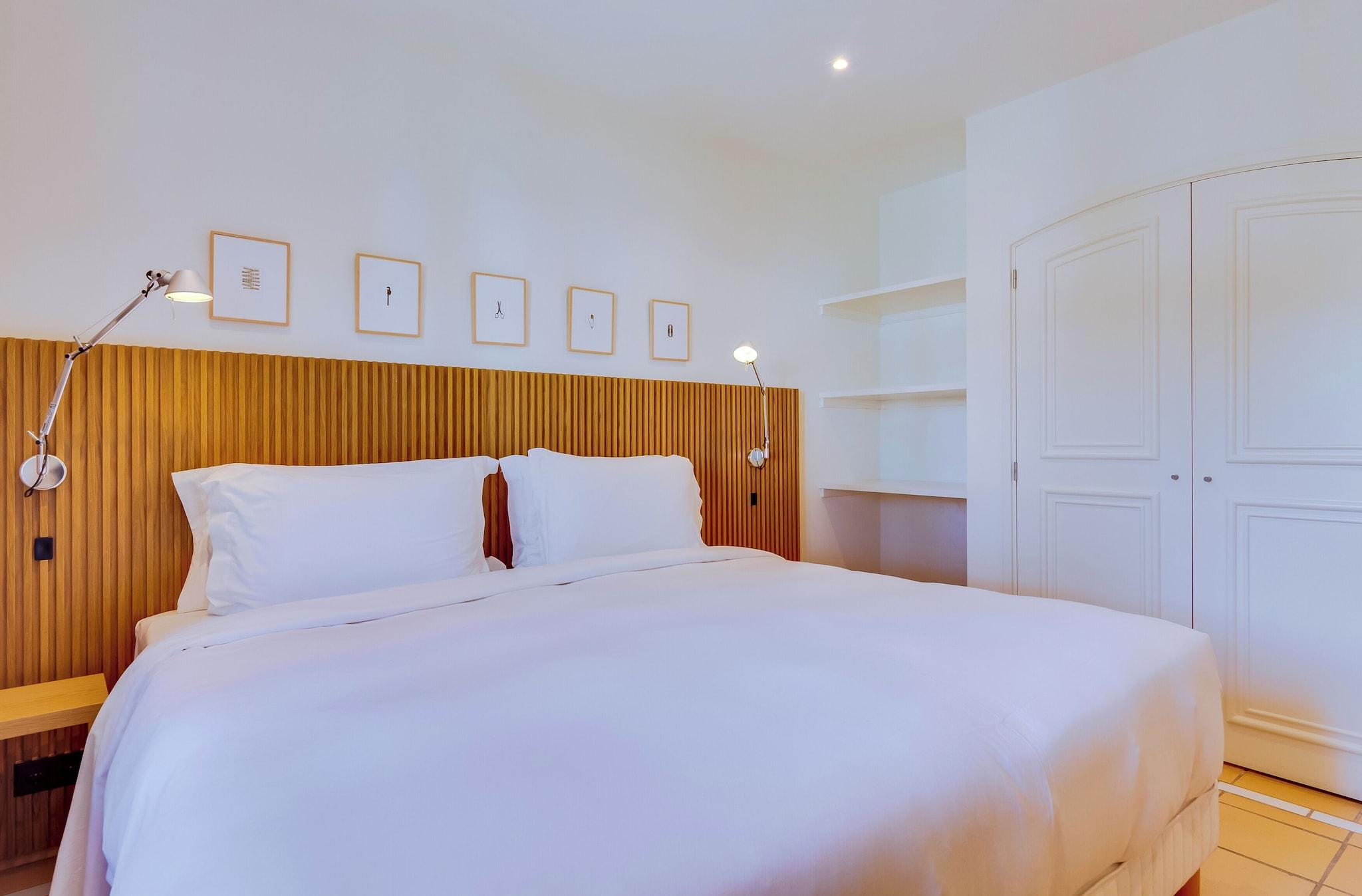 Townhome Deluxe Three Bedroom