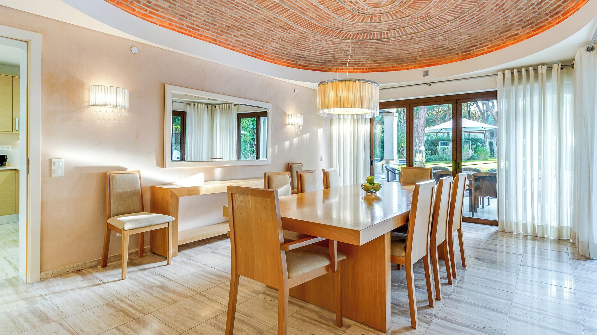 Villa Deluxe Two Double Beds