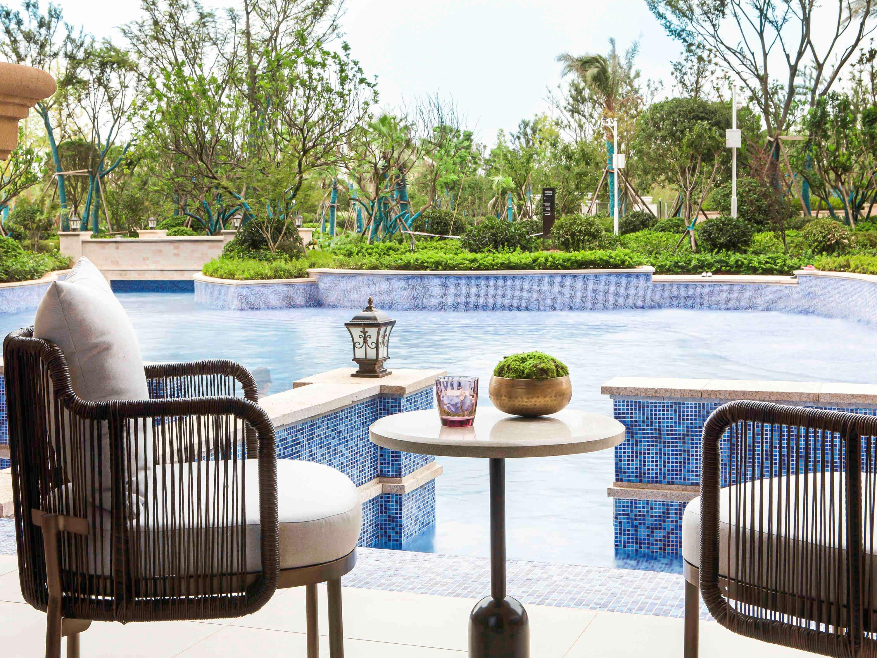 Family Room King Size Bed