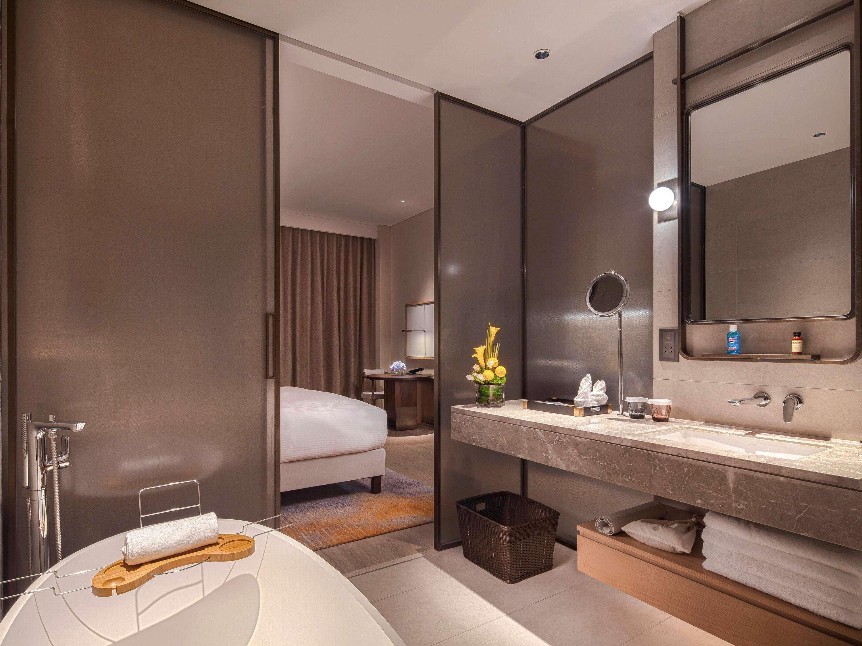 Double Executive King Bed