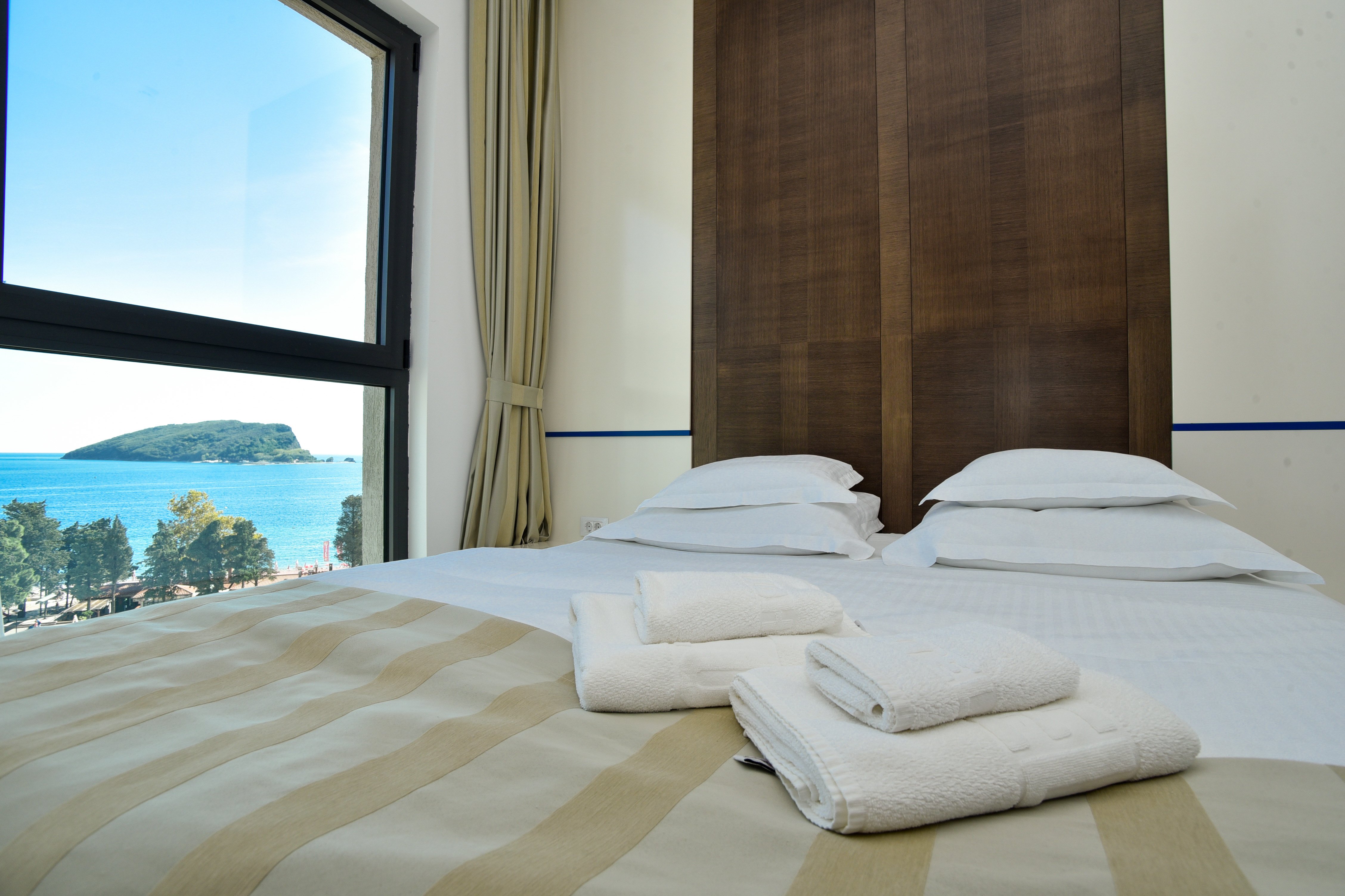 Apartment Deluxe Two Bedroom