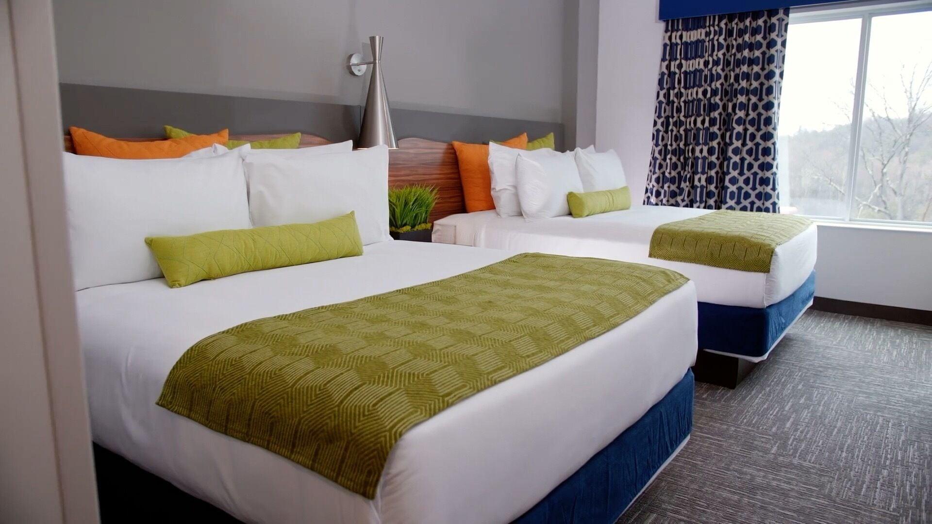 Suite Two Queen Beds