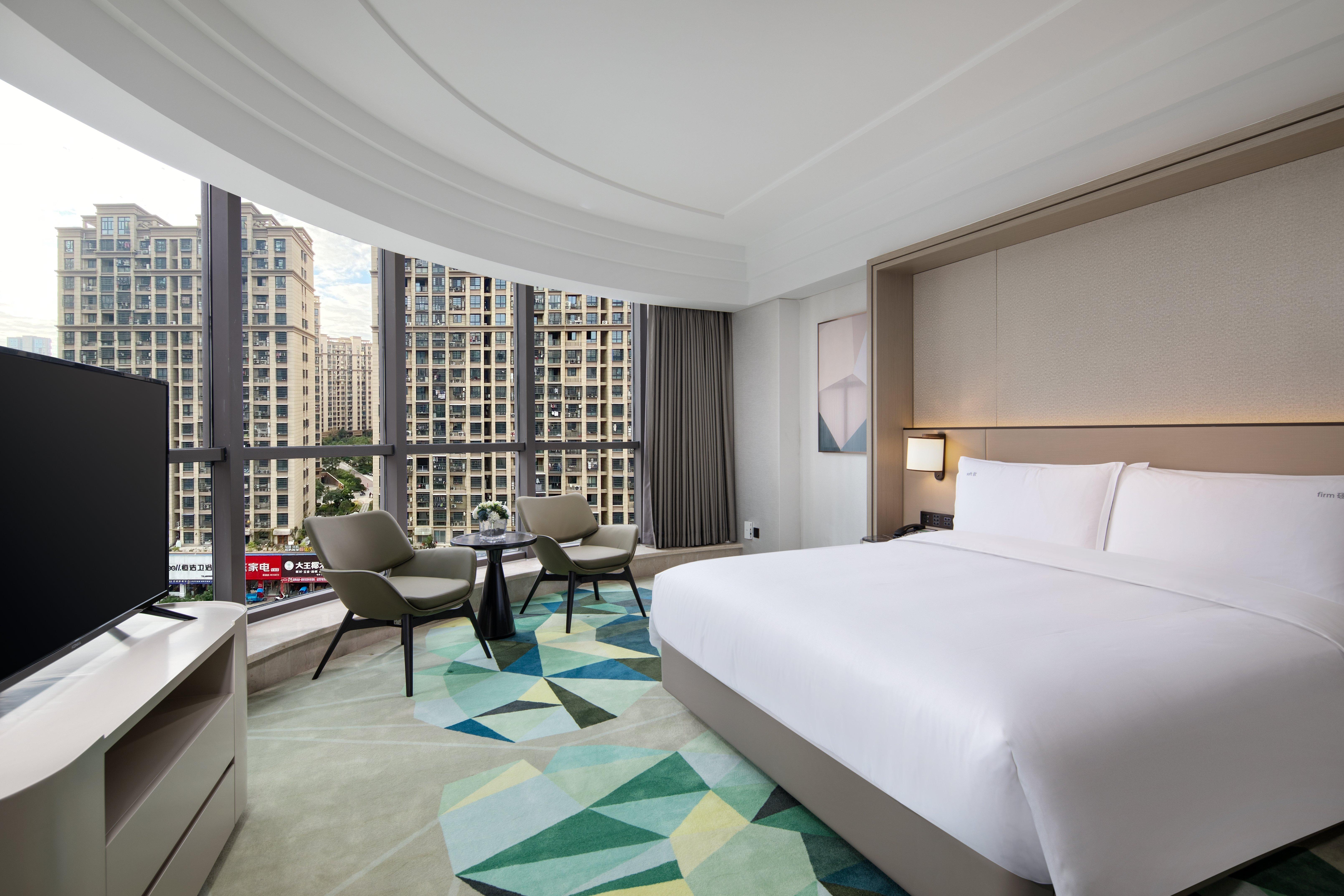 Double City View King Bed